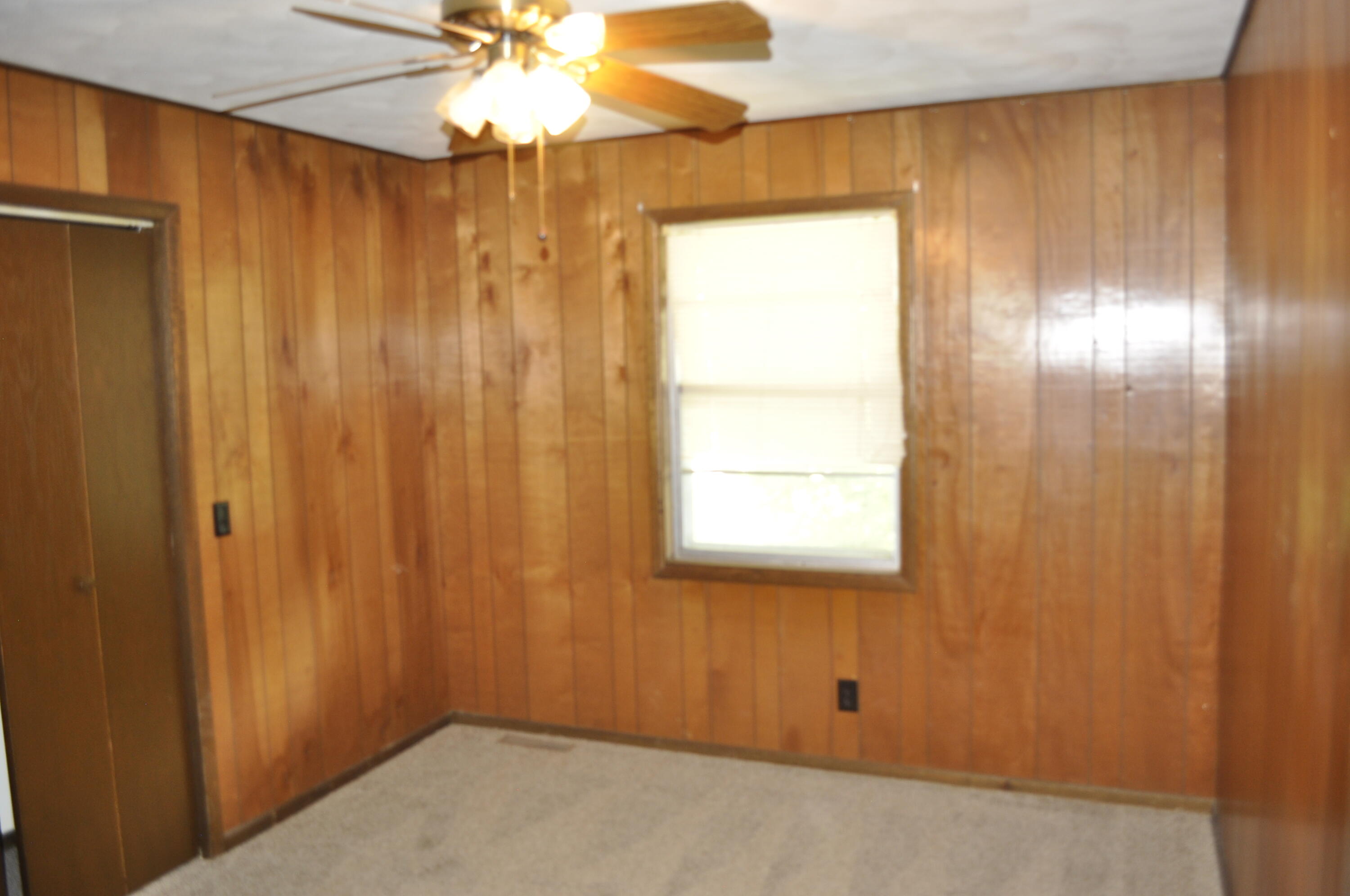 205 East Pennell Street Property Photo 16
