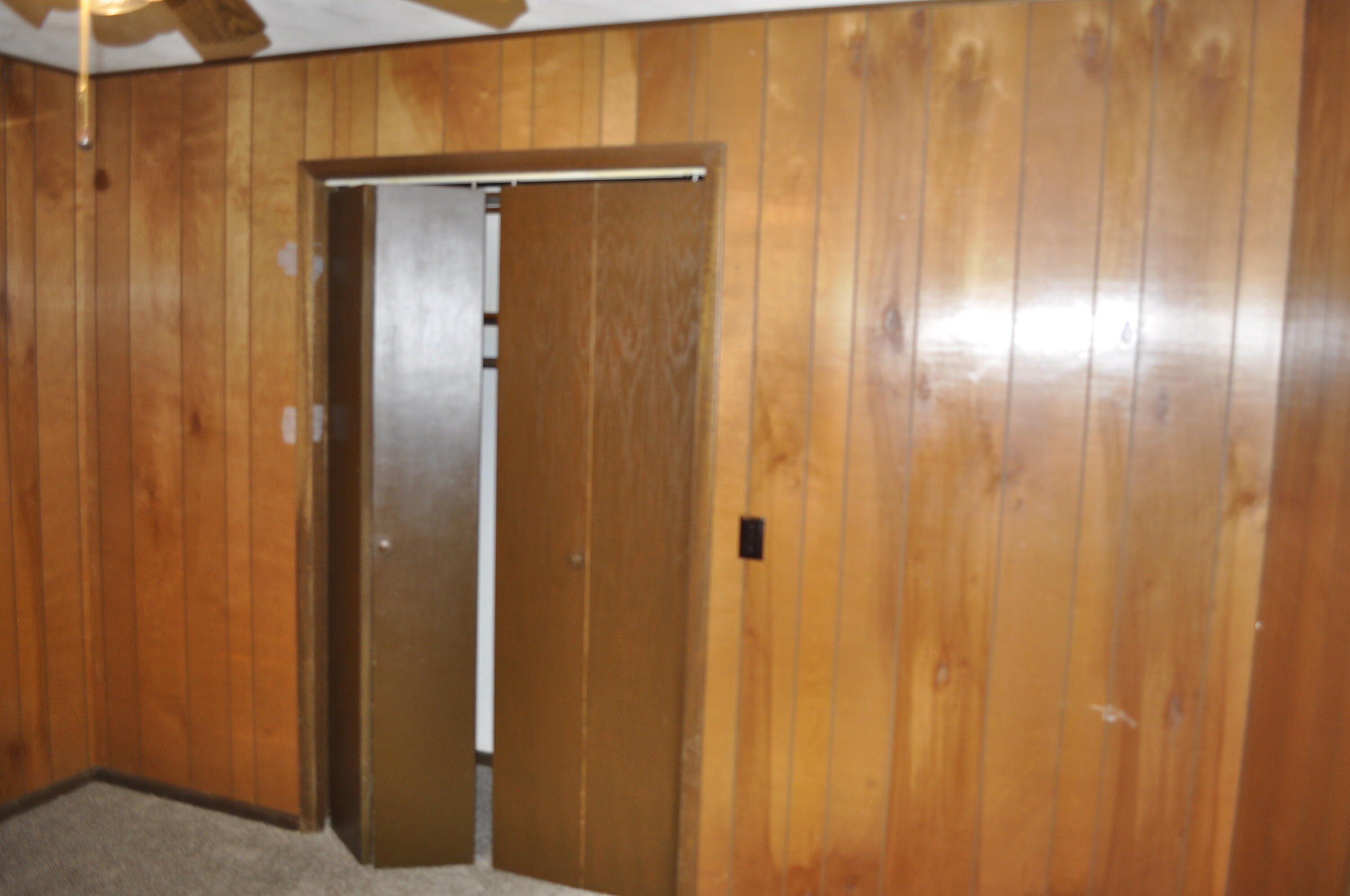205 East Pennell Street Property Photo 18