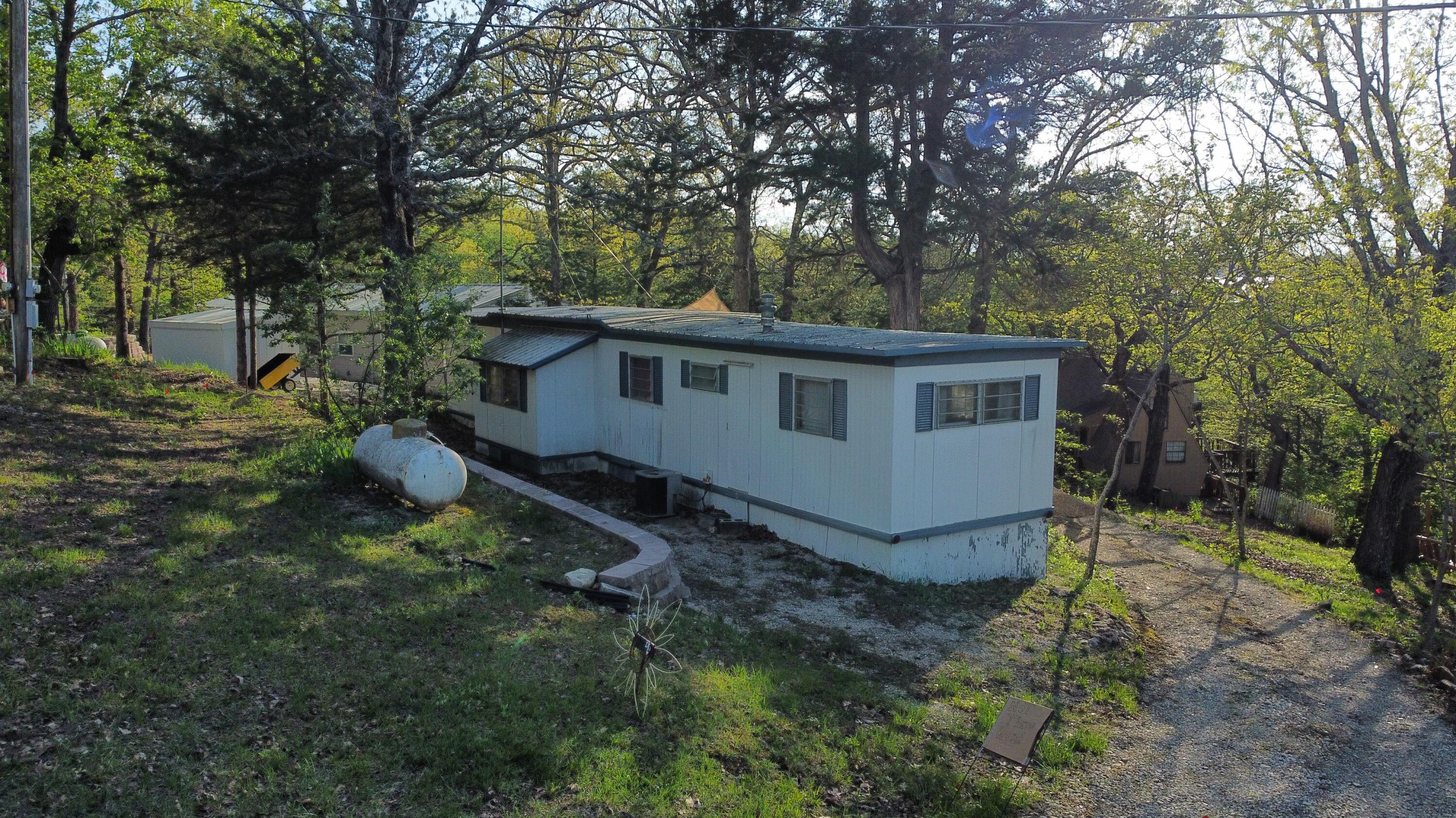 22684 Forest Lane Property Photo 20