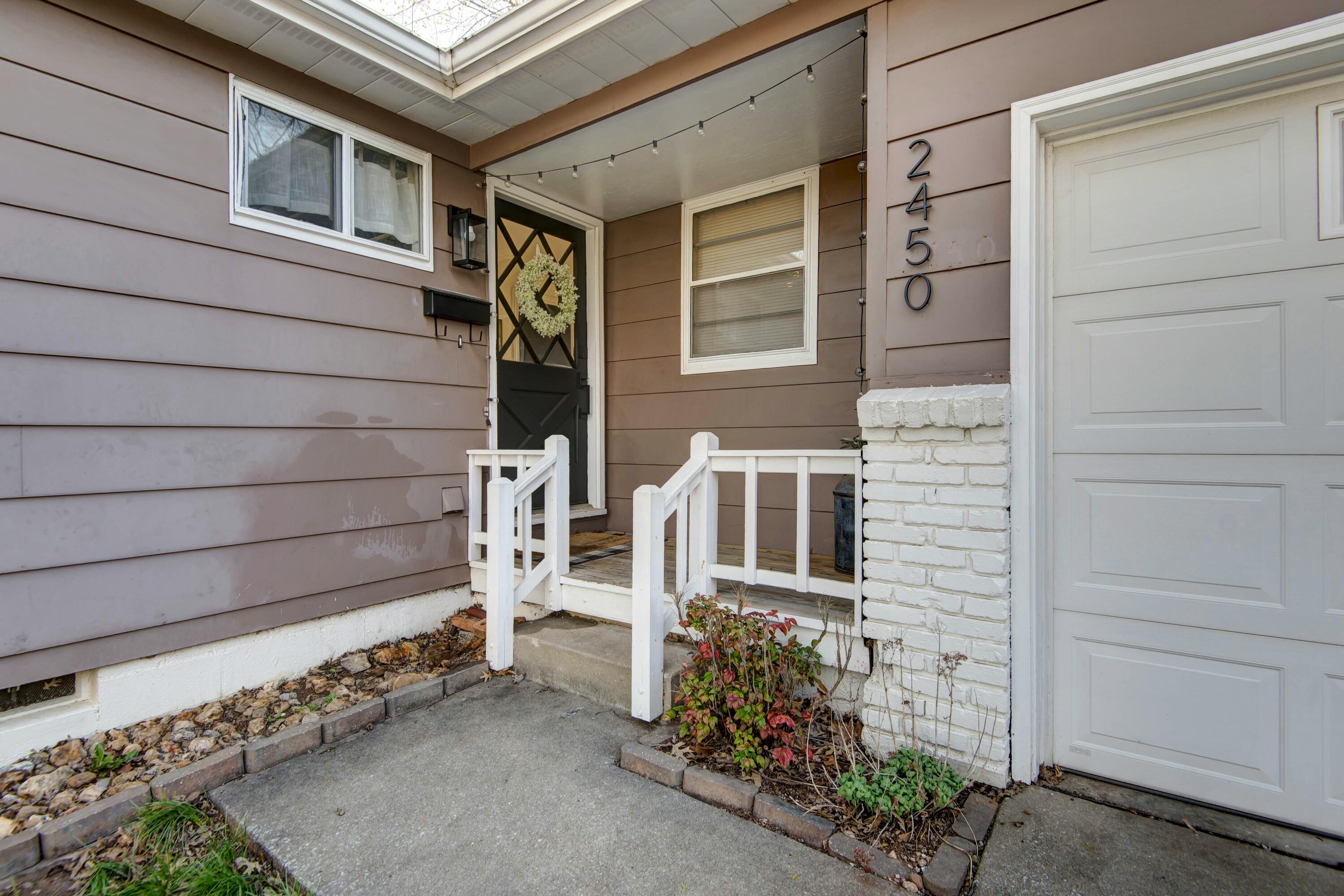 2450 South Ferguson Avenue Property Photo 2
