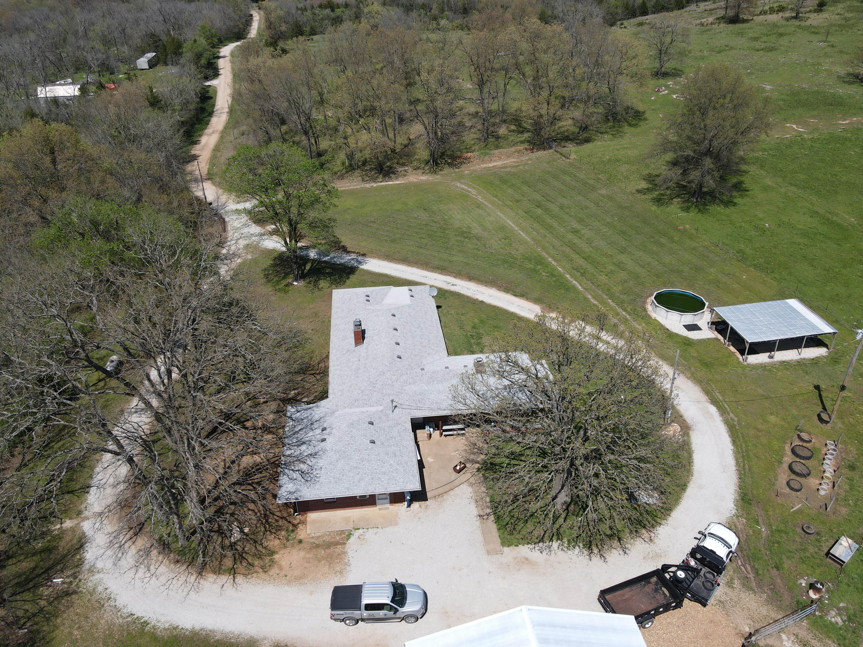 1602 Northeast 1289 Road Property Photo 4