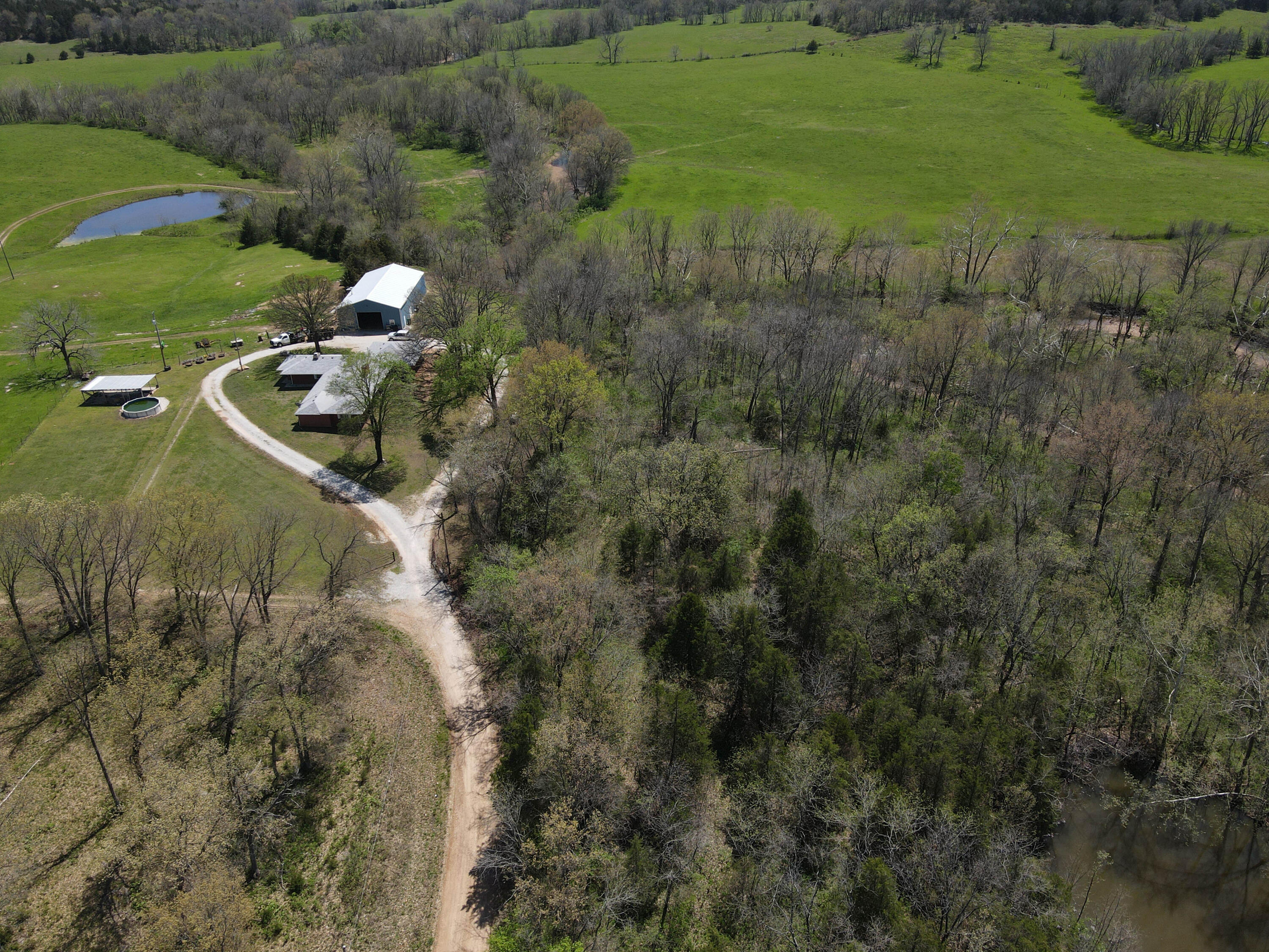 1602 Northeast 1289 Road Property Photo 6