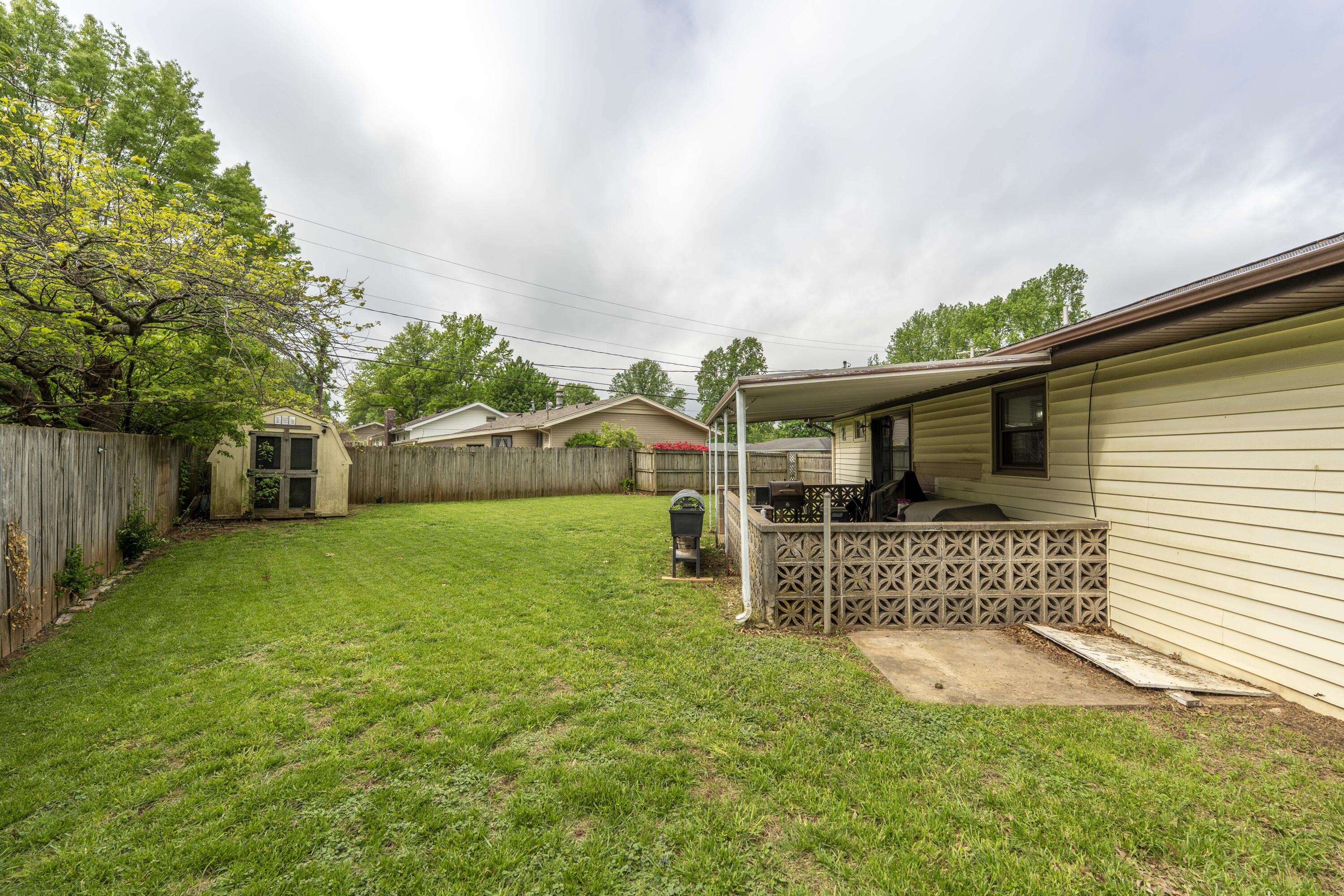 1200 West Broadmoor Street Property Photo 30