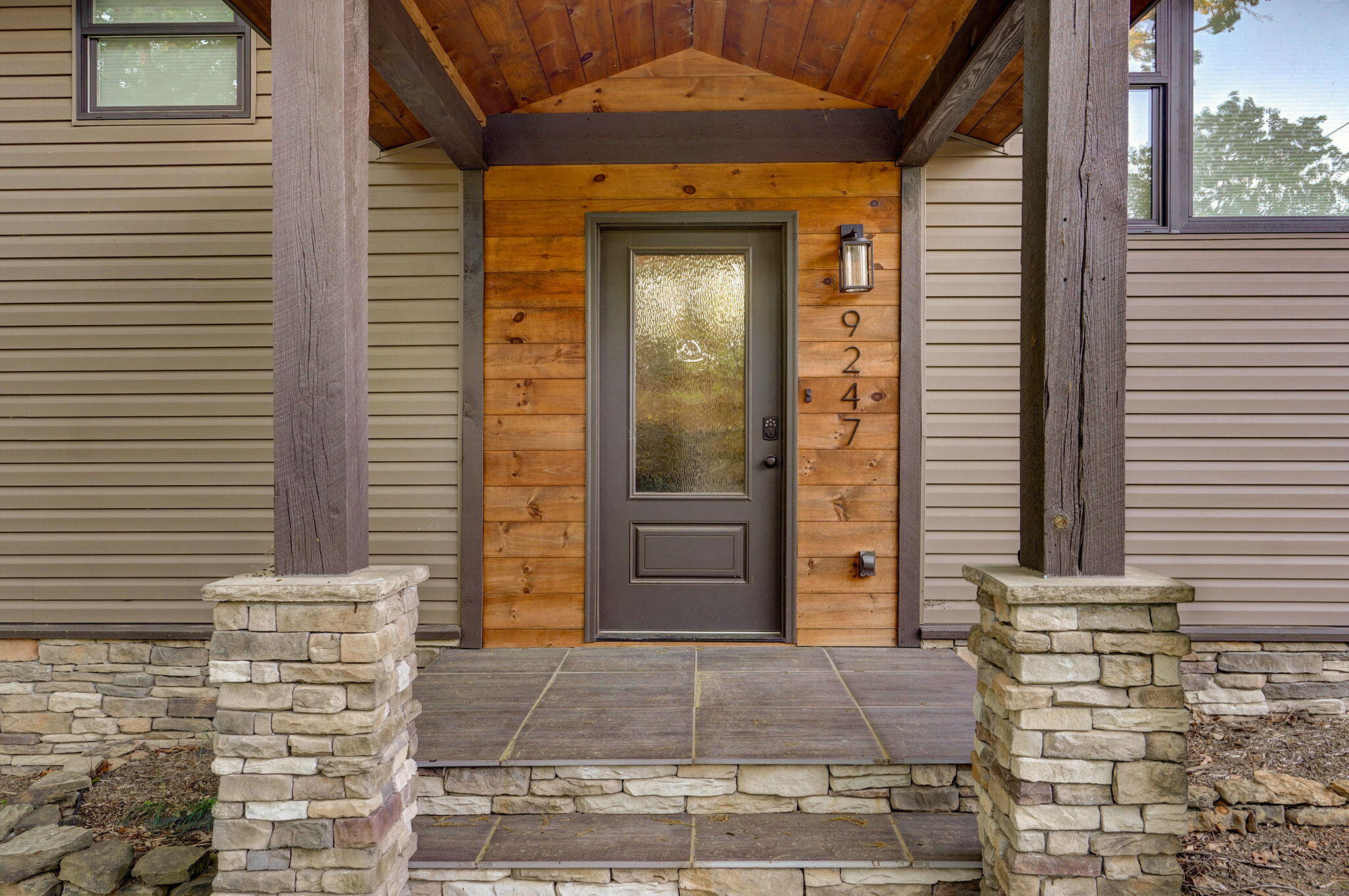 9247 State Highway 13 Property Photo 9