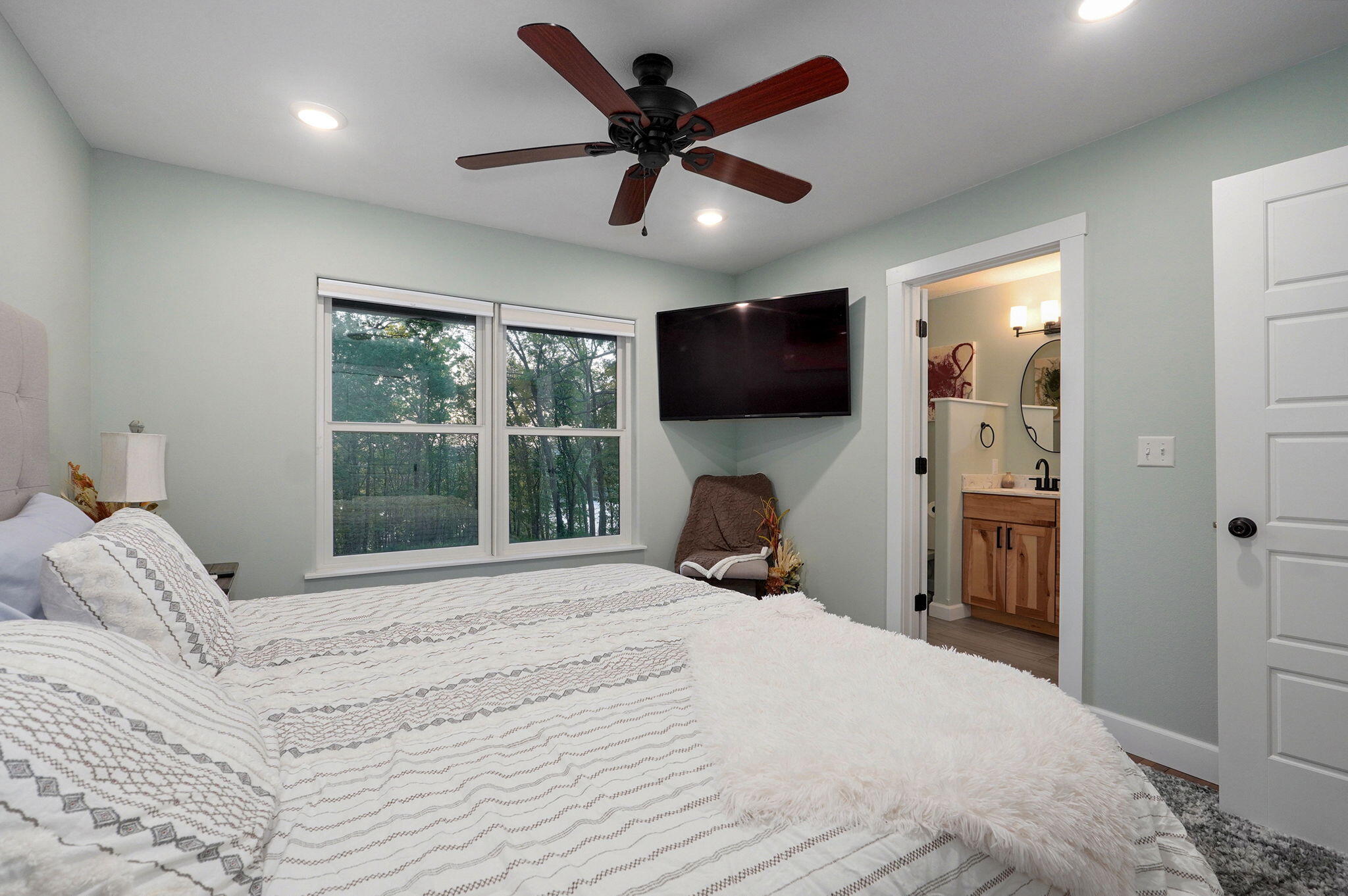 9247 State Highway 13 Property Photo 22