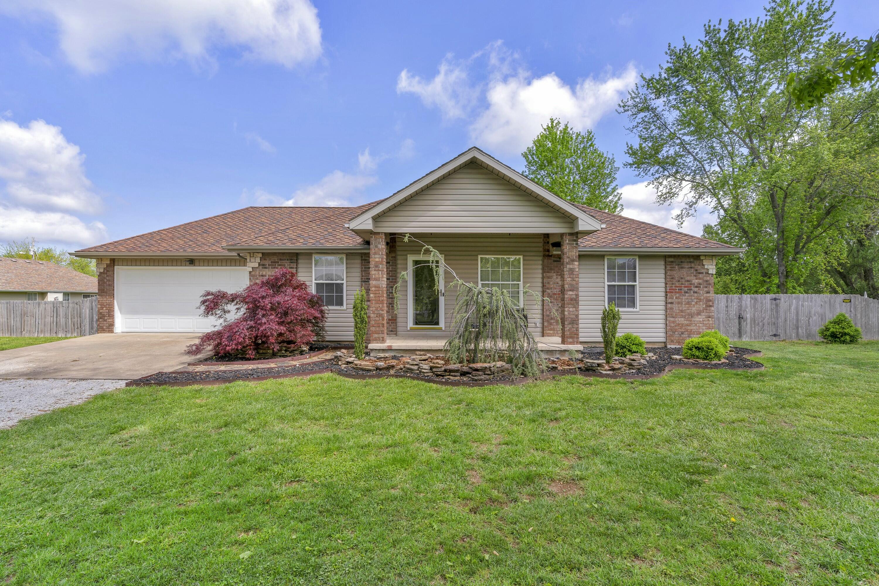 175 Rogers Drive Property Photo 2