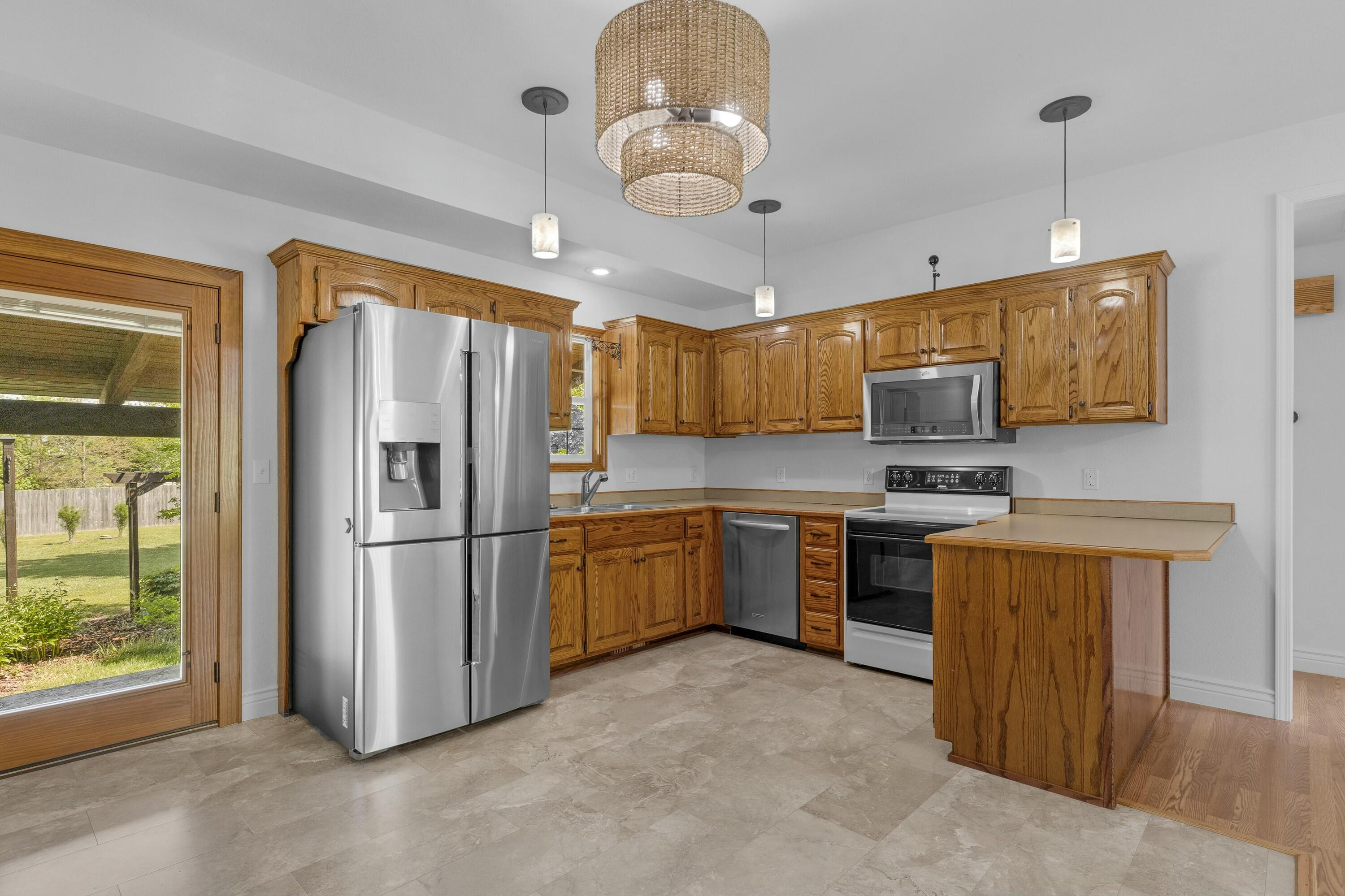 175 Rogers Drive Property Photo 11