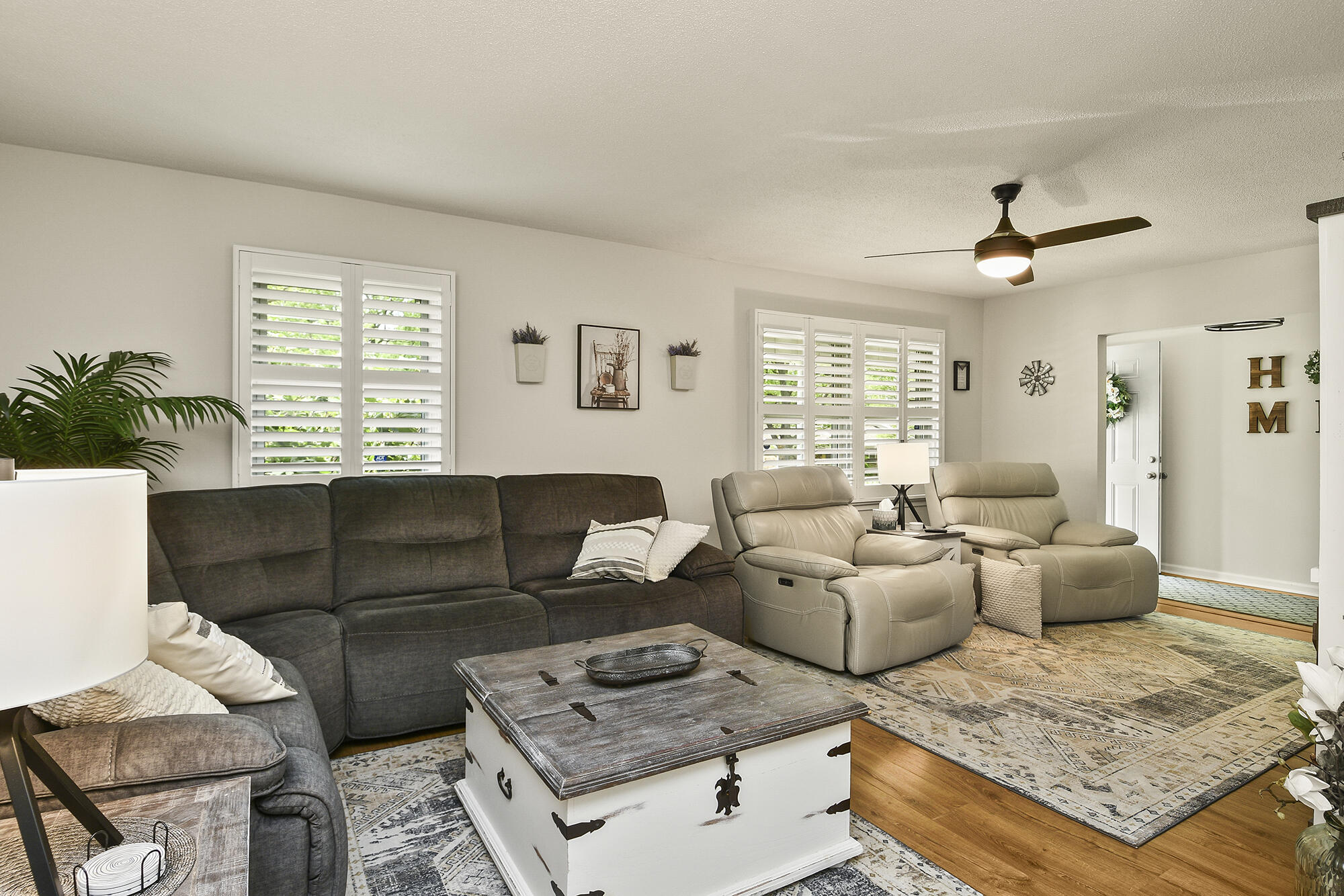 1522 South Oakland Avenue Property Photo 6
