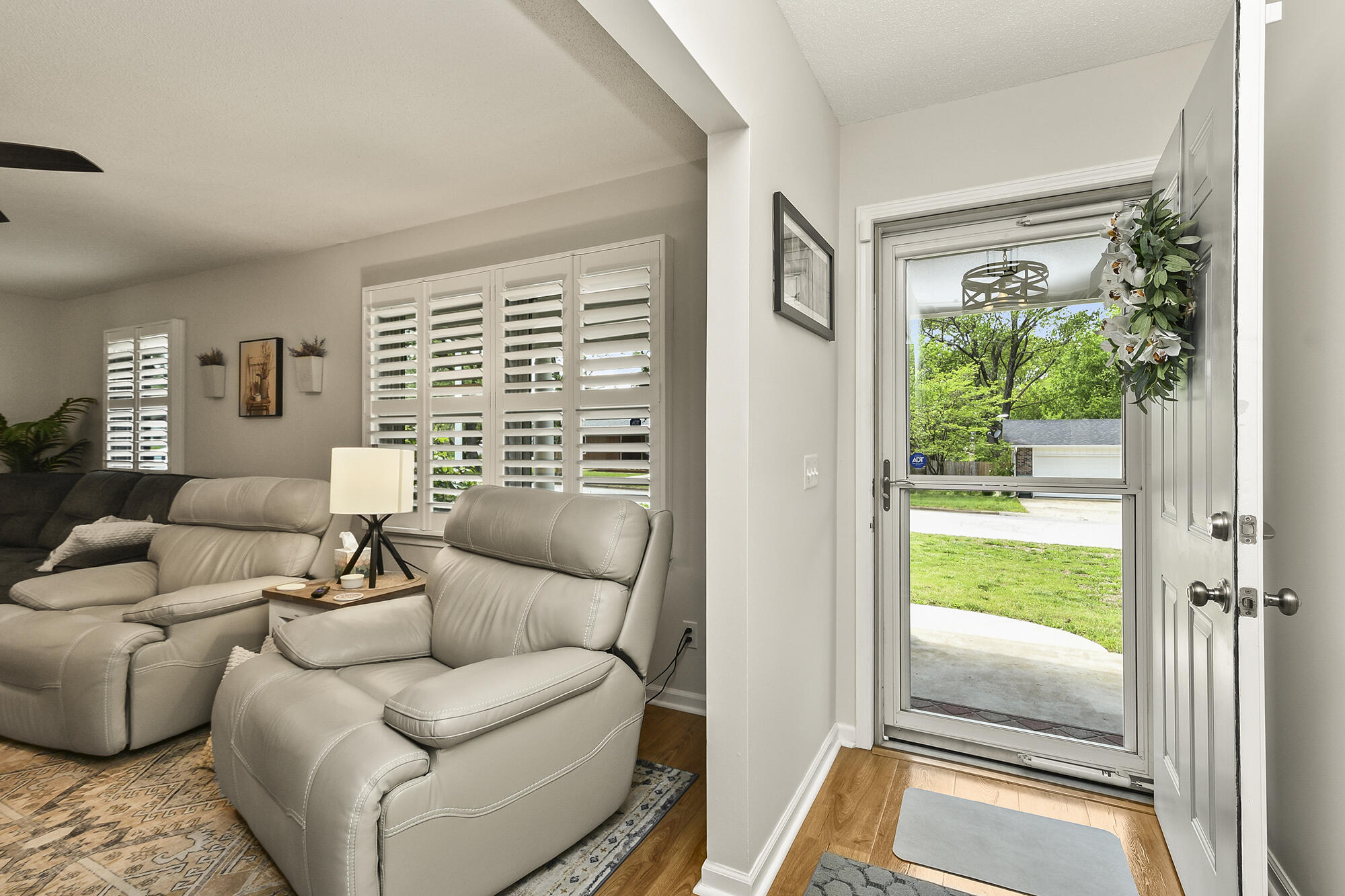 1522 South Oakland Avenue Property Photo 8