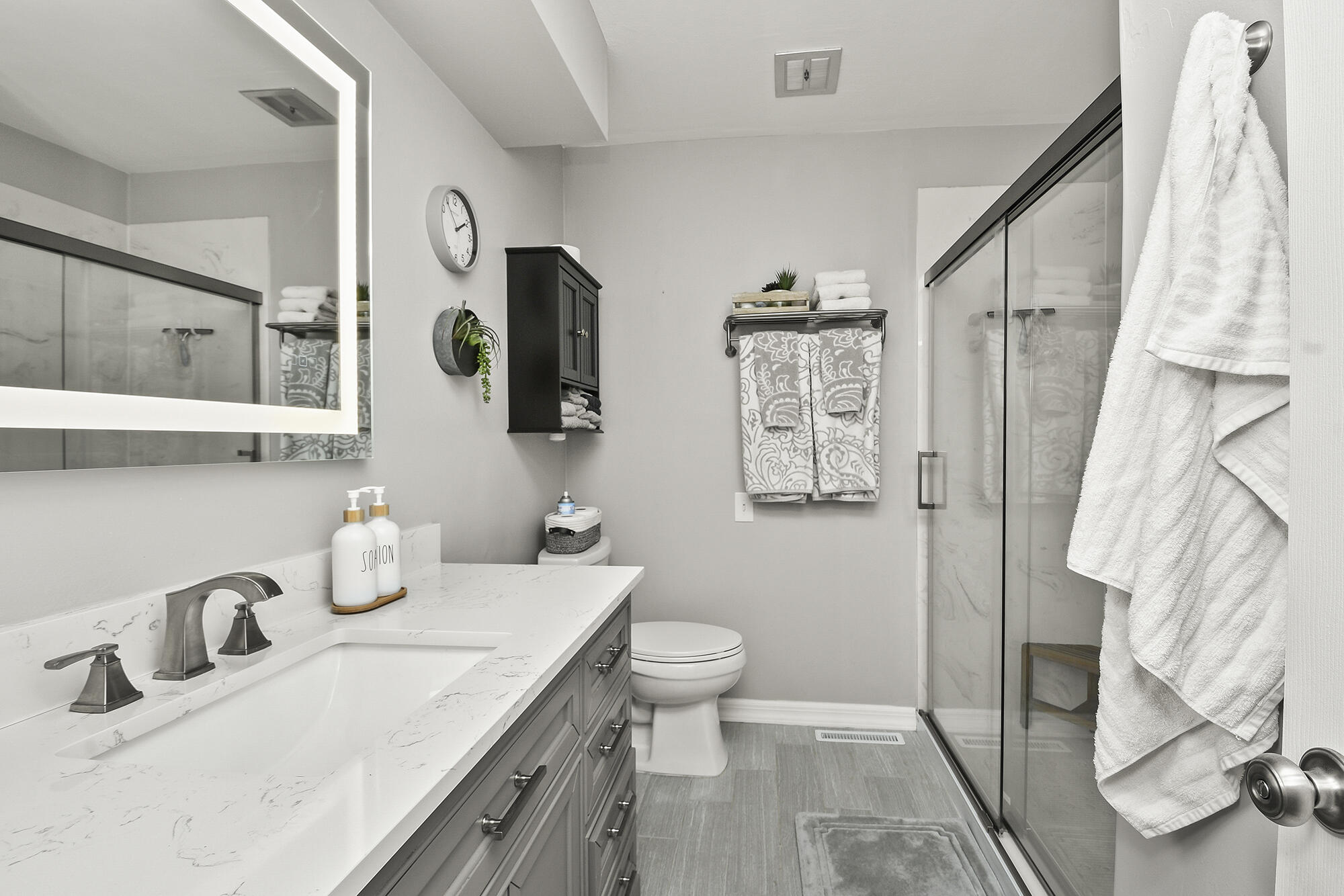 1522 South Oakland Avenue Property Photo 27