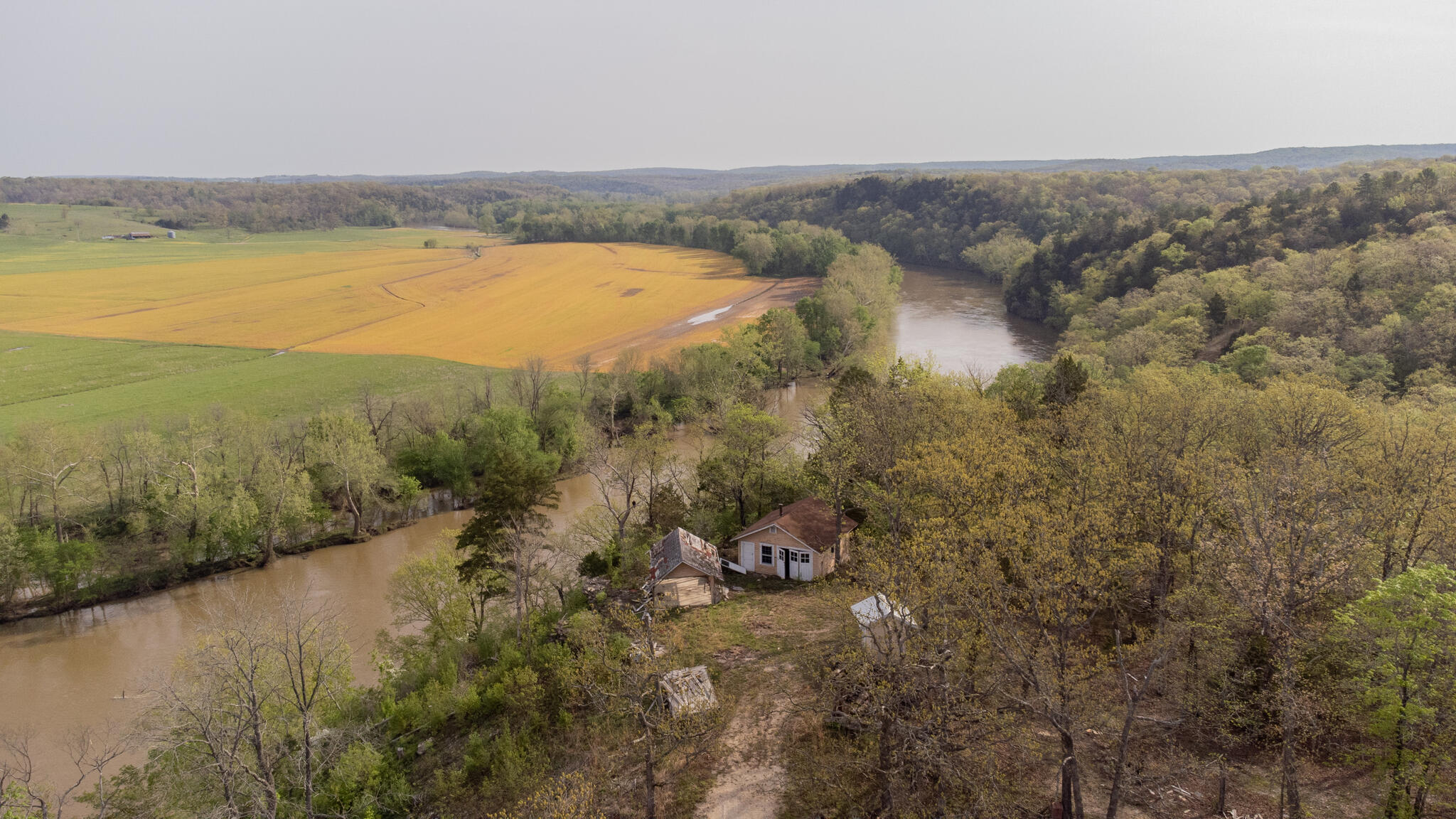 16898 Highway 42 Property Photo 9