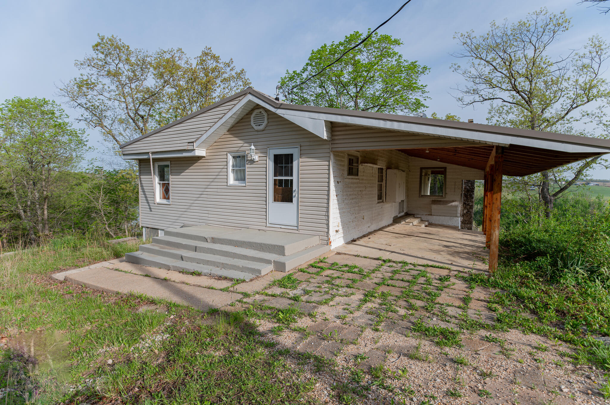16898 Highway 42 Property Photo 15