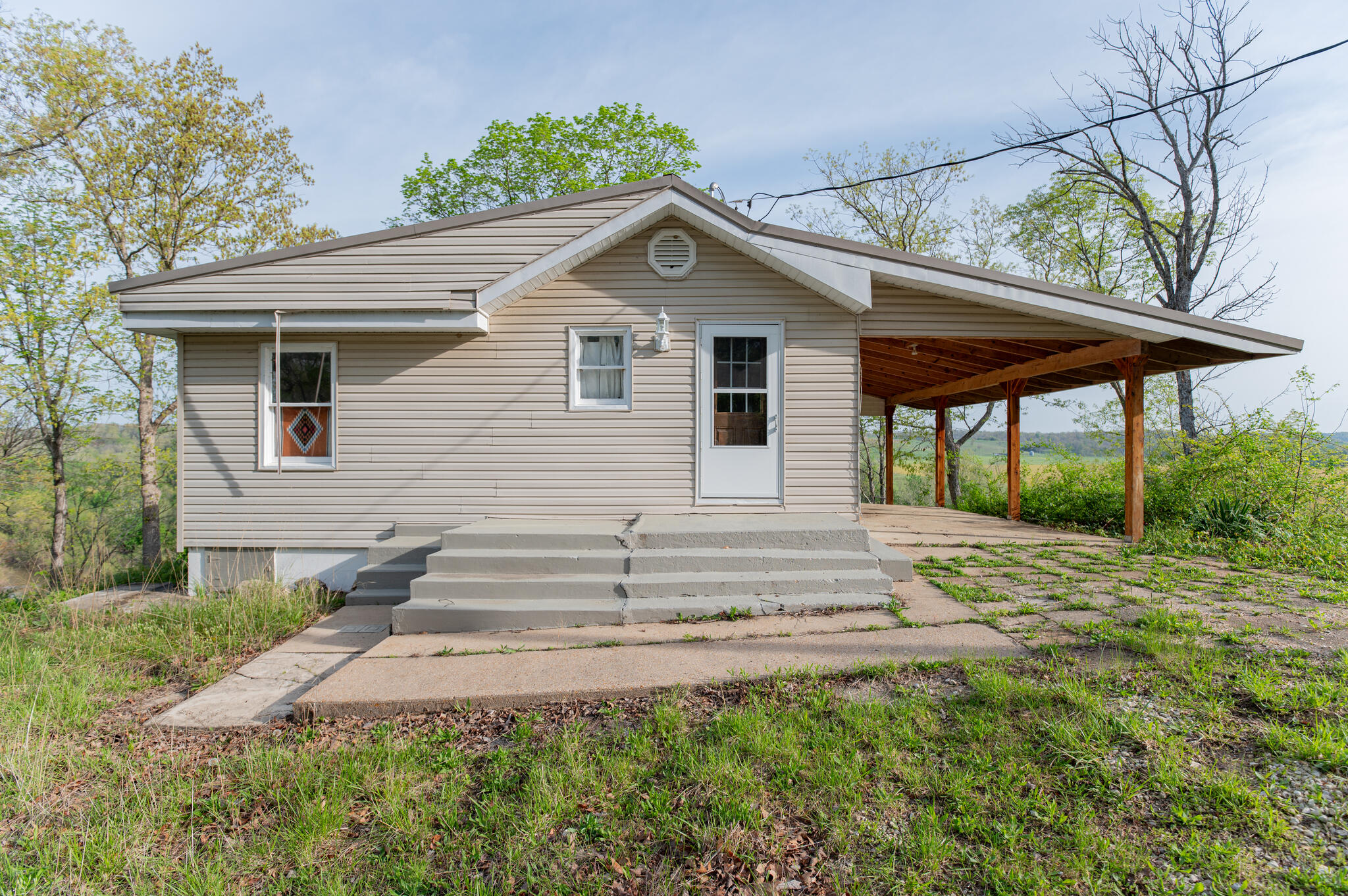 16898 Highway 42 Property Photo 16