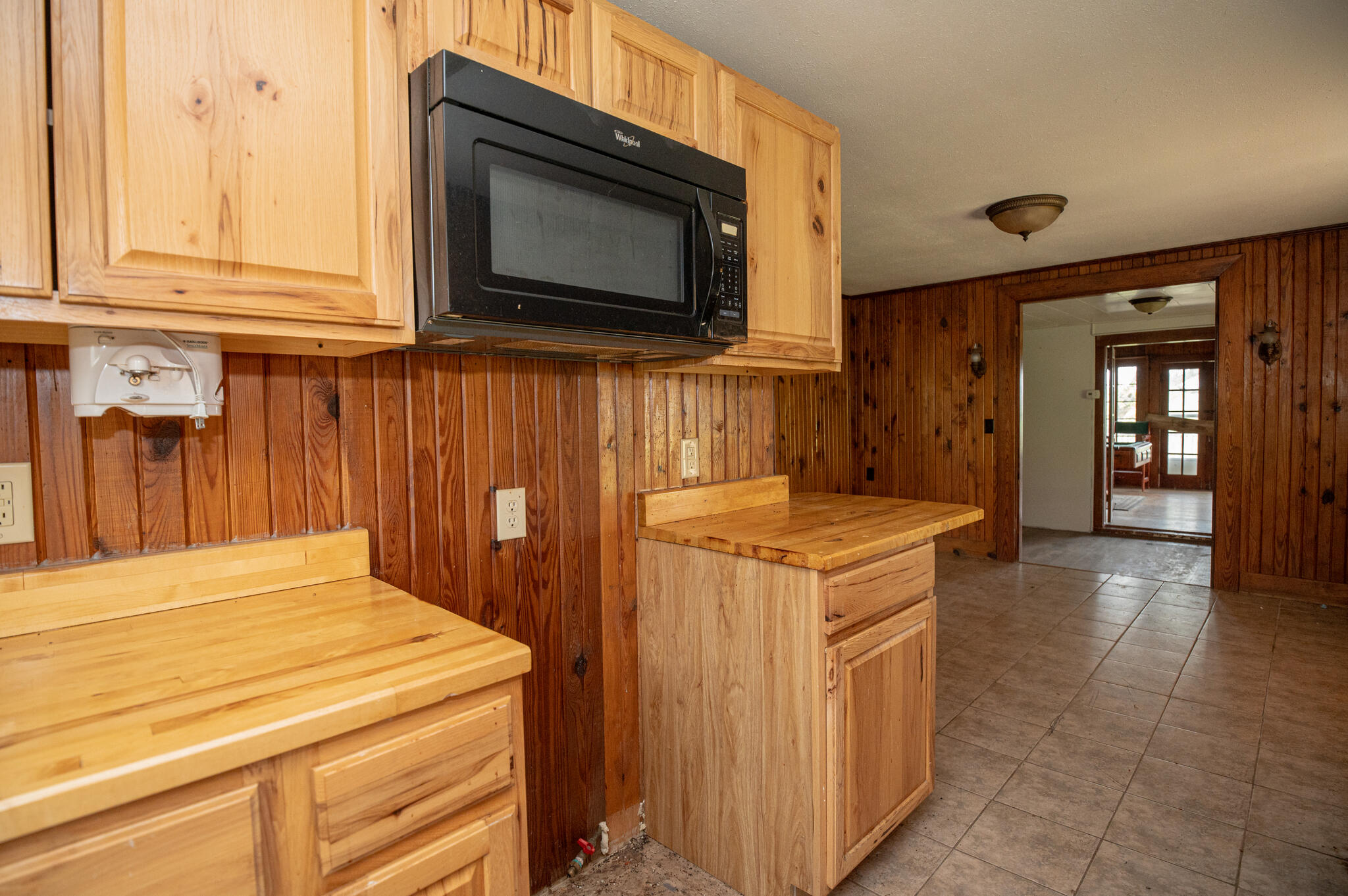 16898 Highway 42 Property Photo 19