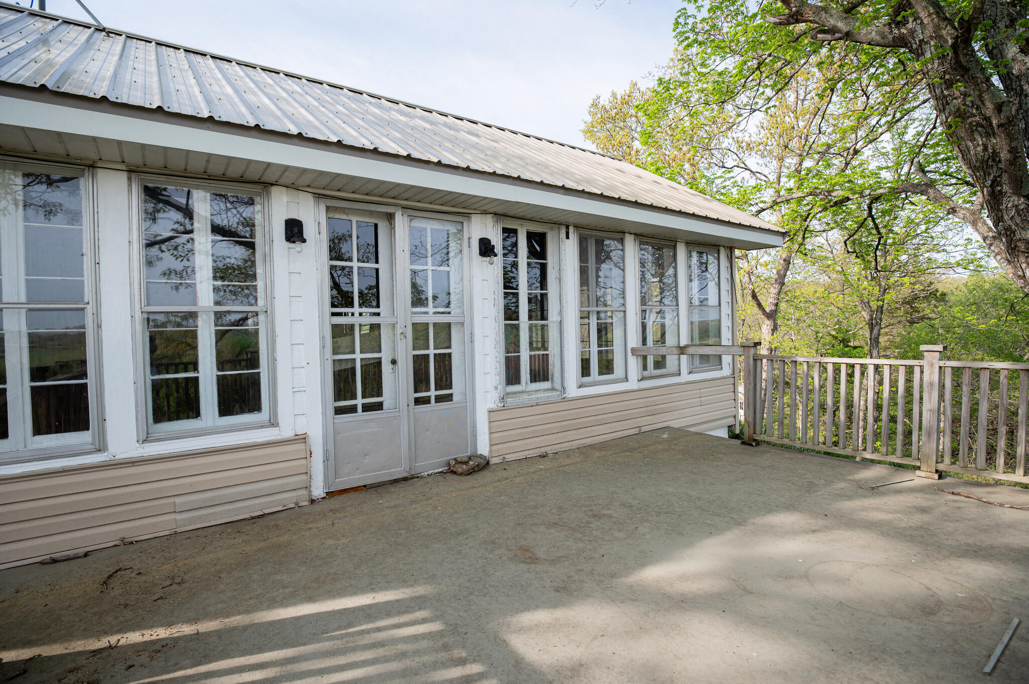 16898 Highway 42 Property Photo 45
