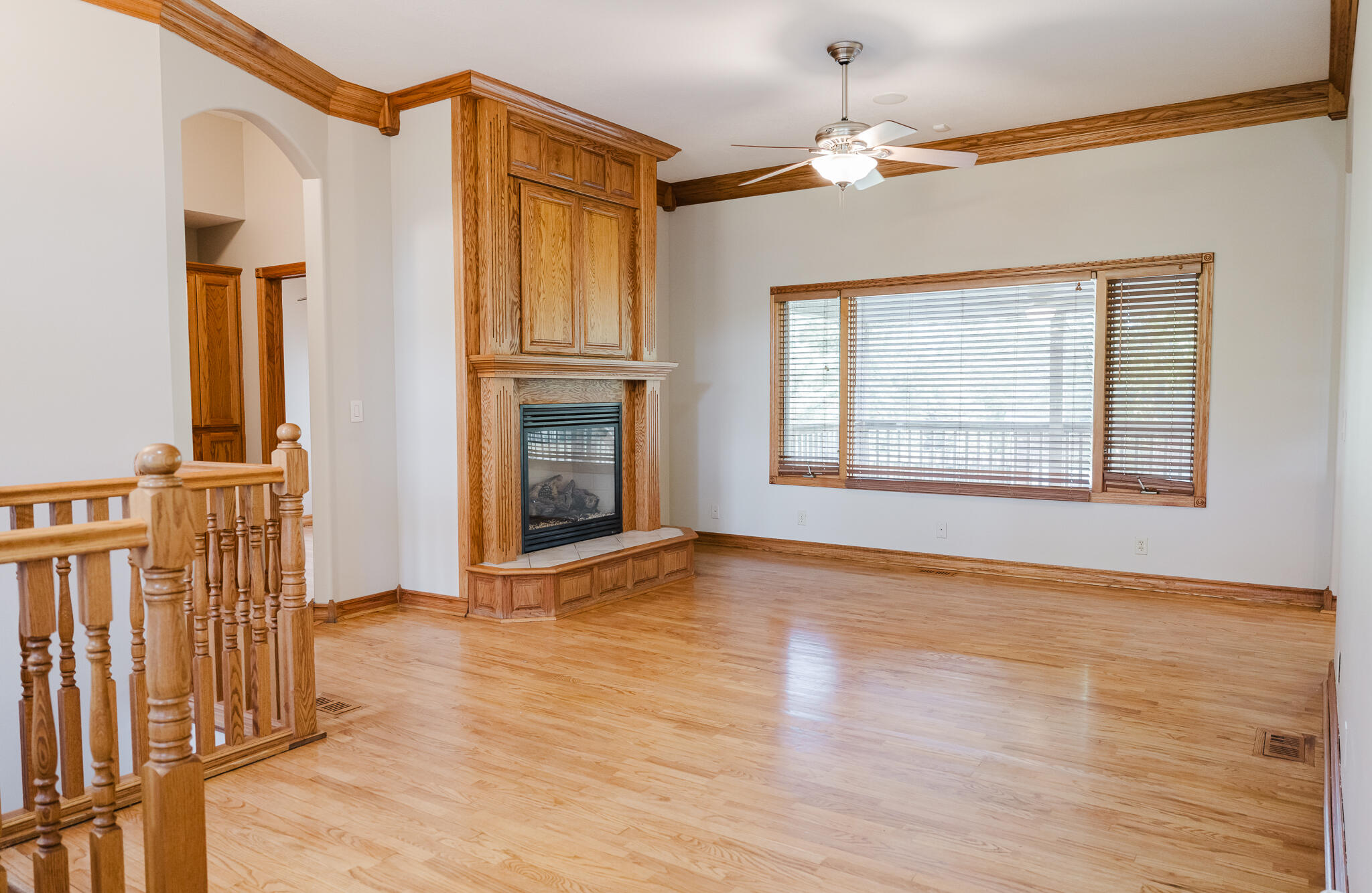 406 South Cedarbrook Drive Property Photo 4