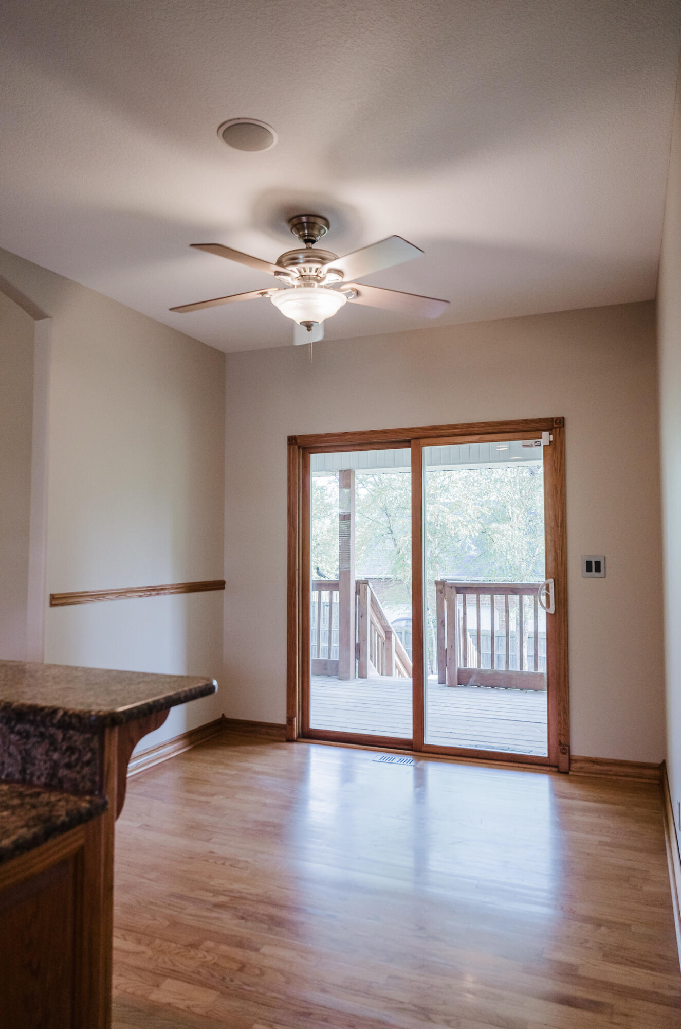 406 South Cedarbrook Drive Property Photo 11