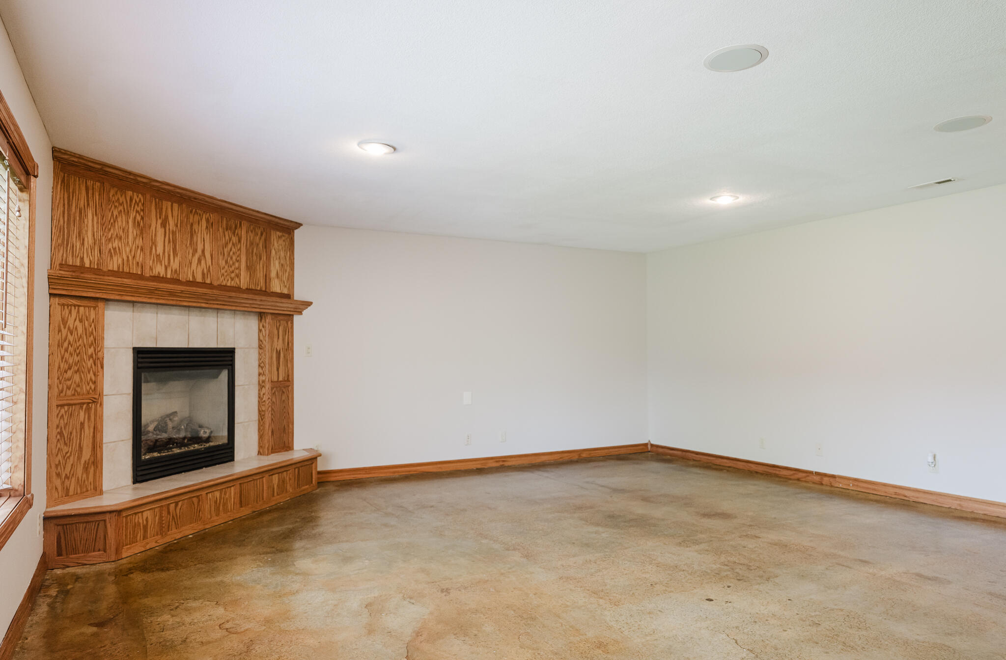 406 South Cedarbrook Drive Property Photo 29