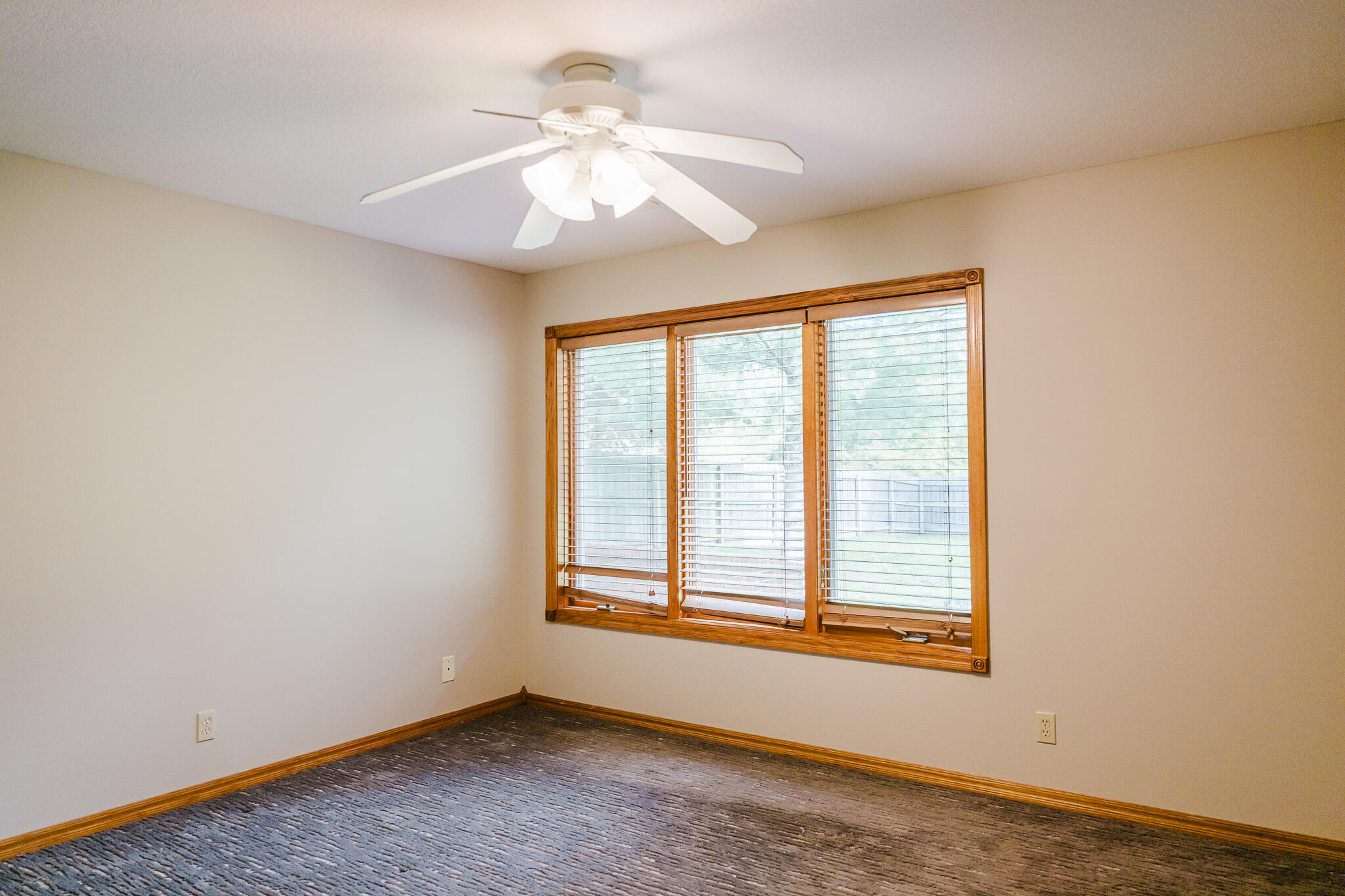 406 South Cedarbrook Drive Property Photo 35