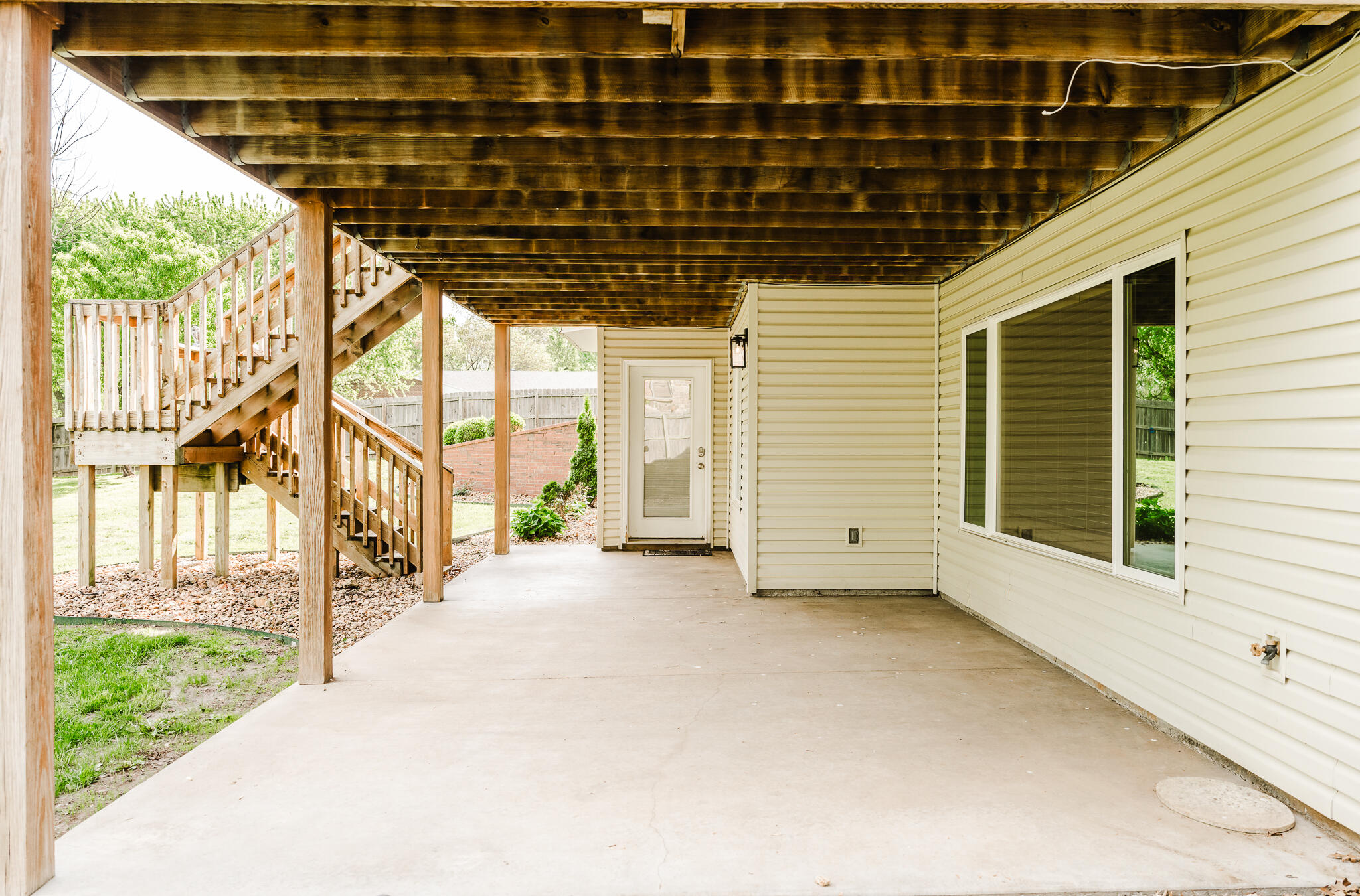 406 South Cedarbrook Drive Property Photo 45