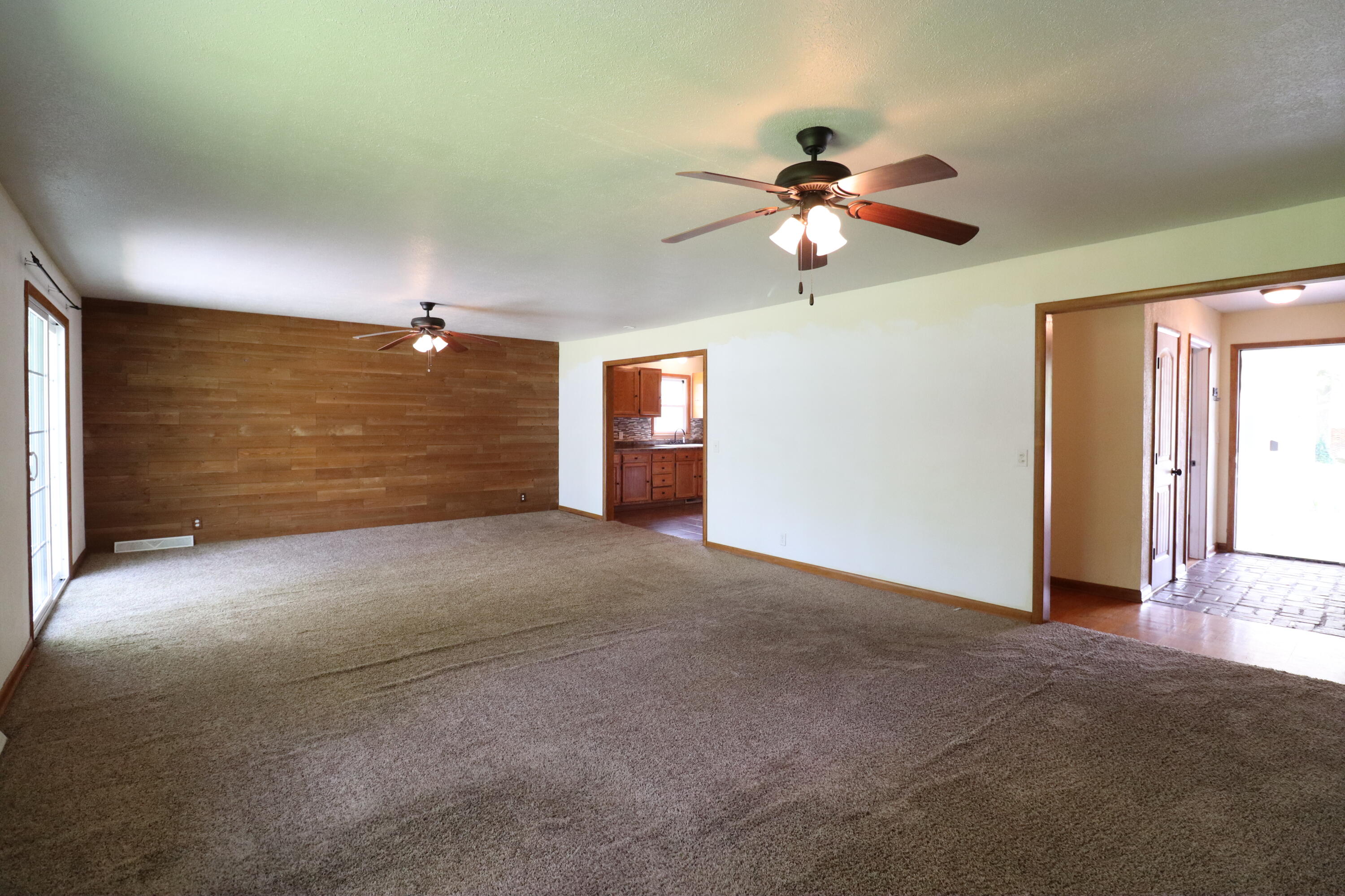 529 East Mcgee Street Property Photo 4
