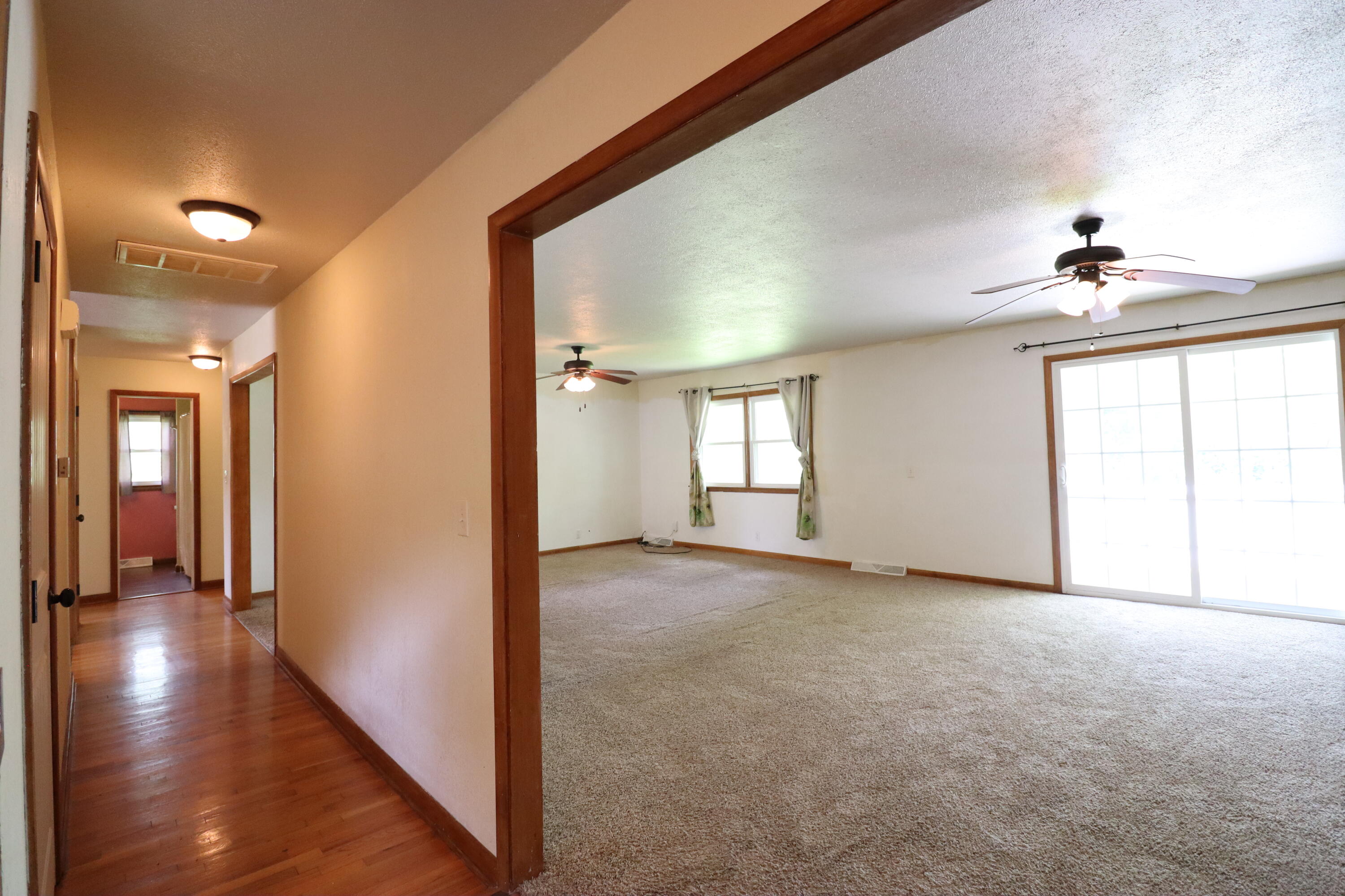 529 East Mcgee Street Property Photo 6