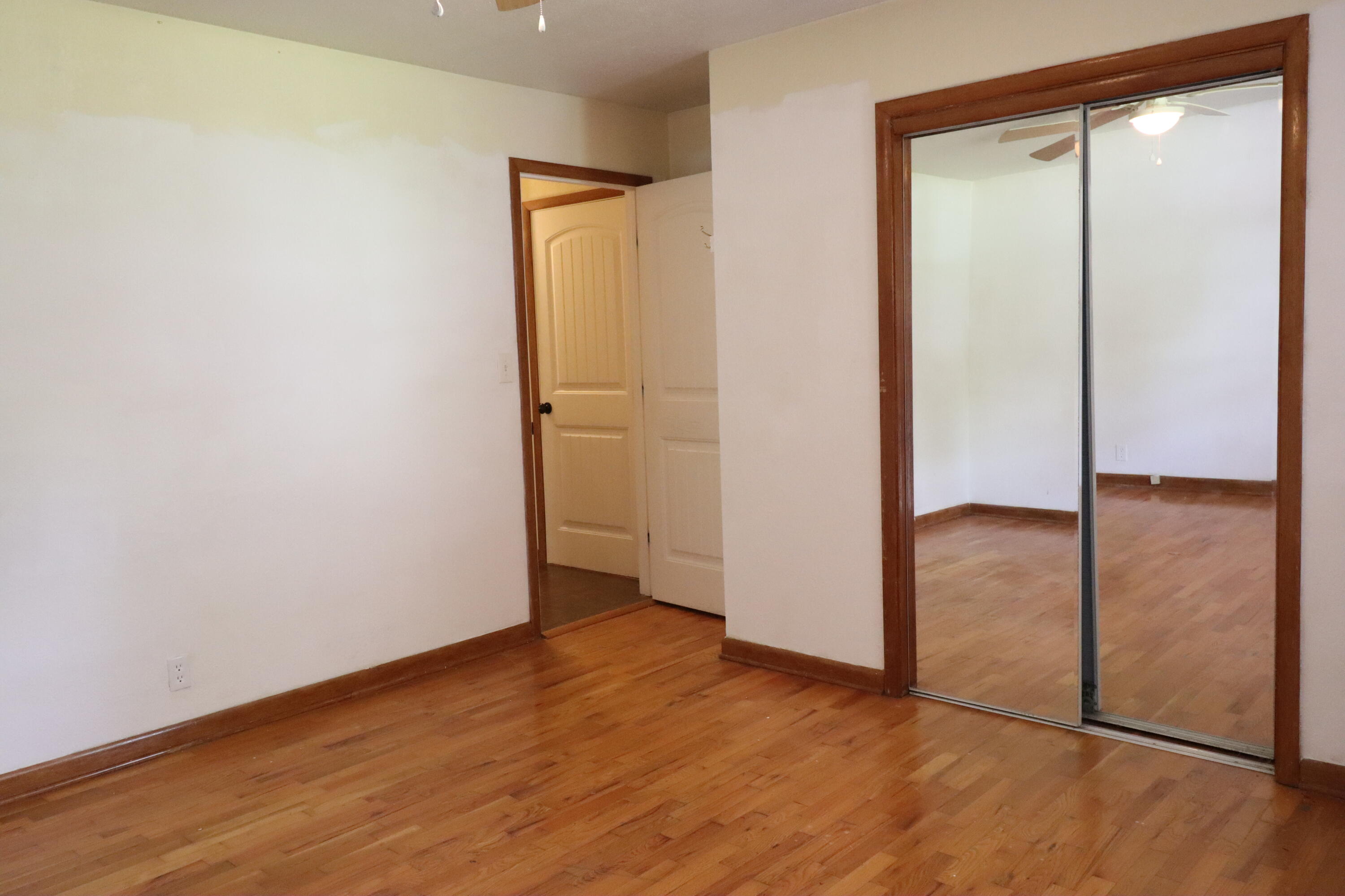 529 East Mcgee Street Property Photo 17