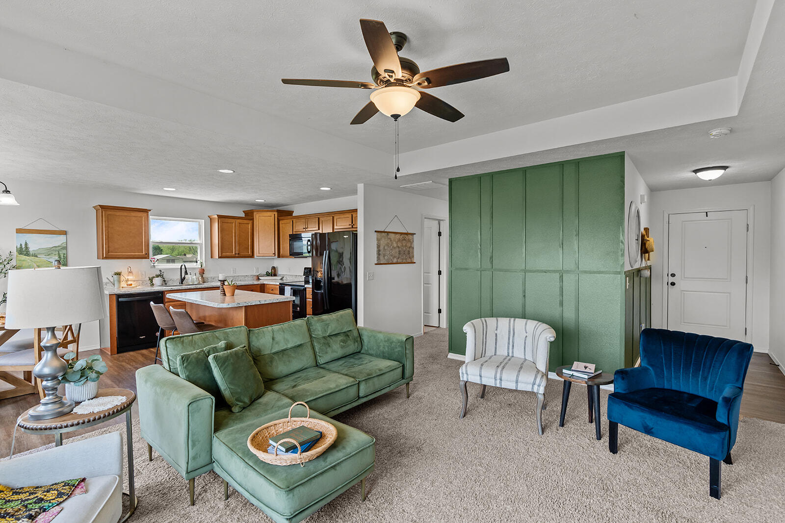 1418 South Lorraine Avenue Property Photo 4