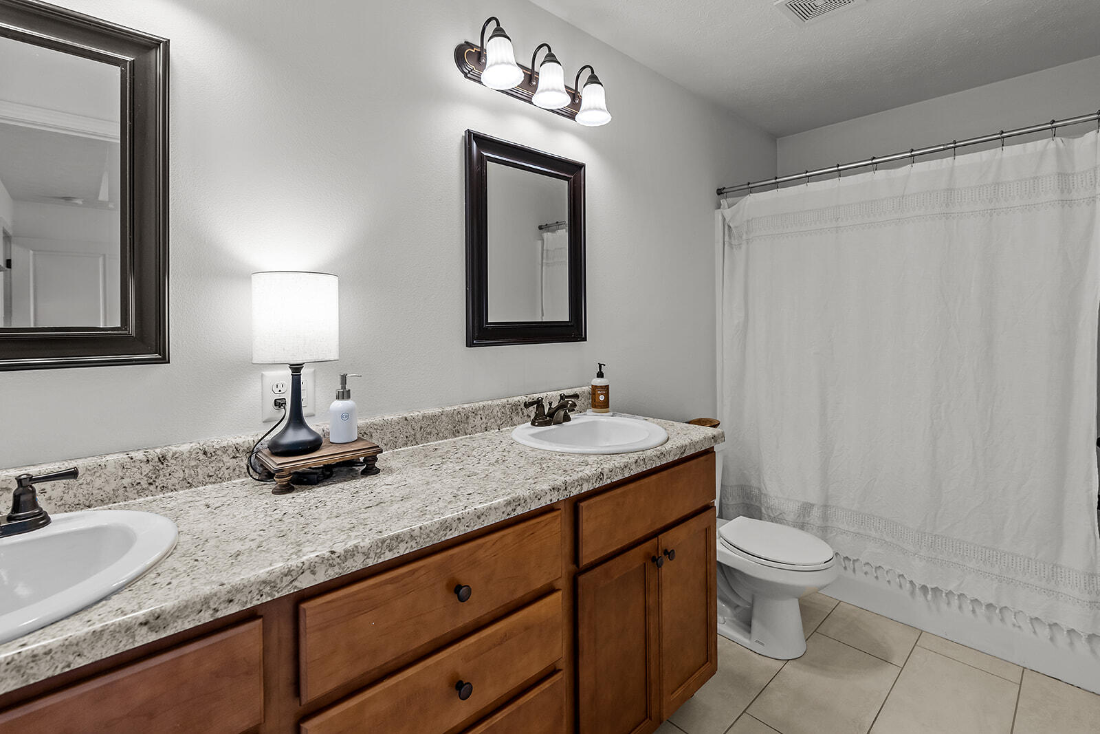1418 South Lorraine Avenue Property Photo 12