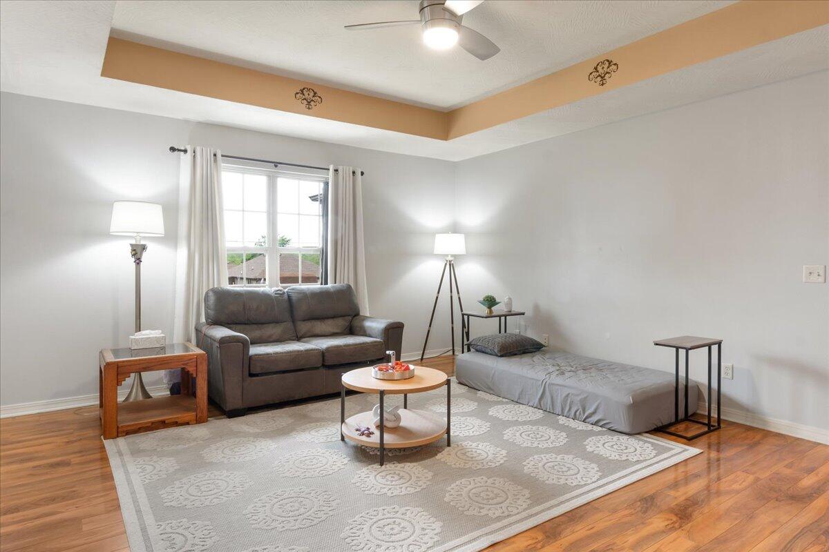 2186 East Chelsea Street Property Photo 6