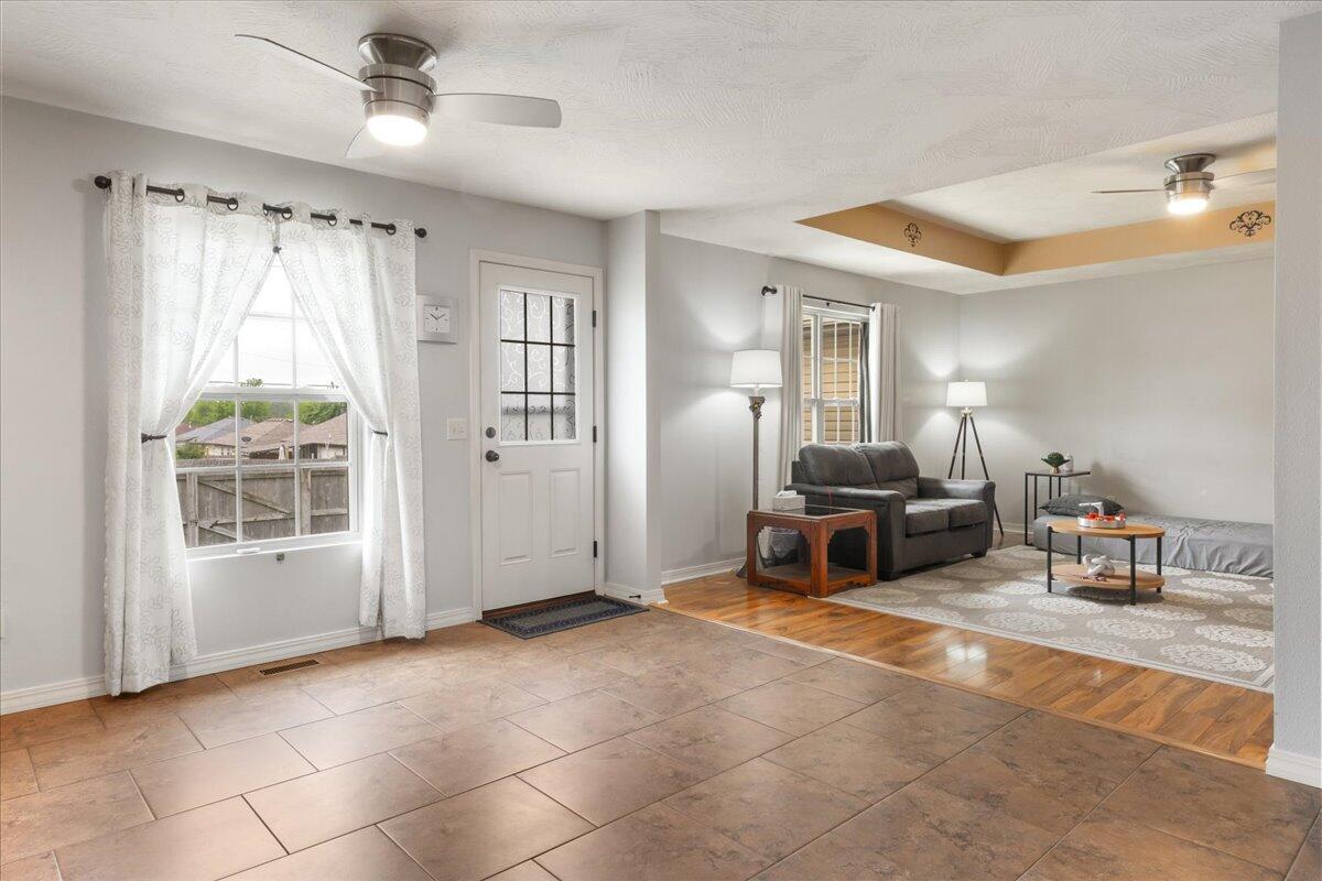 2186 East Chelsea Street Property Photo 11