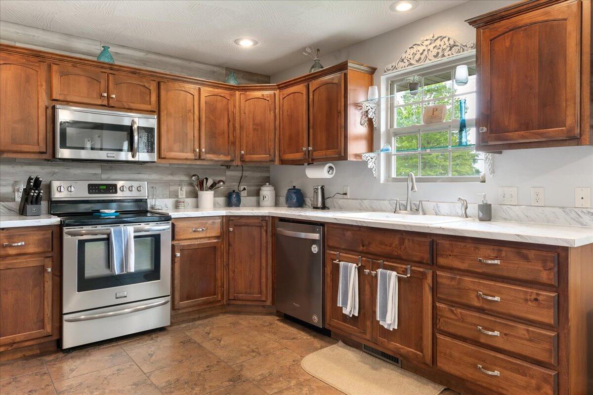 2186 East Chelsea Street Property Photo 14