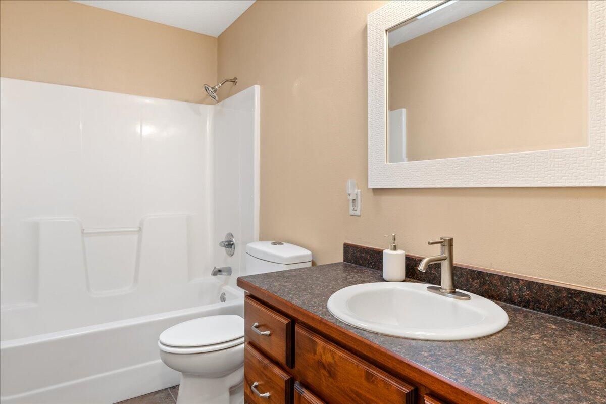 2186 East Chelsea Street Property Photo 25