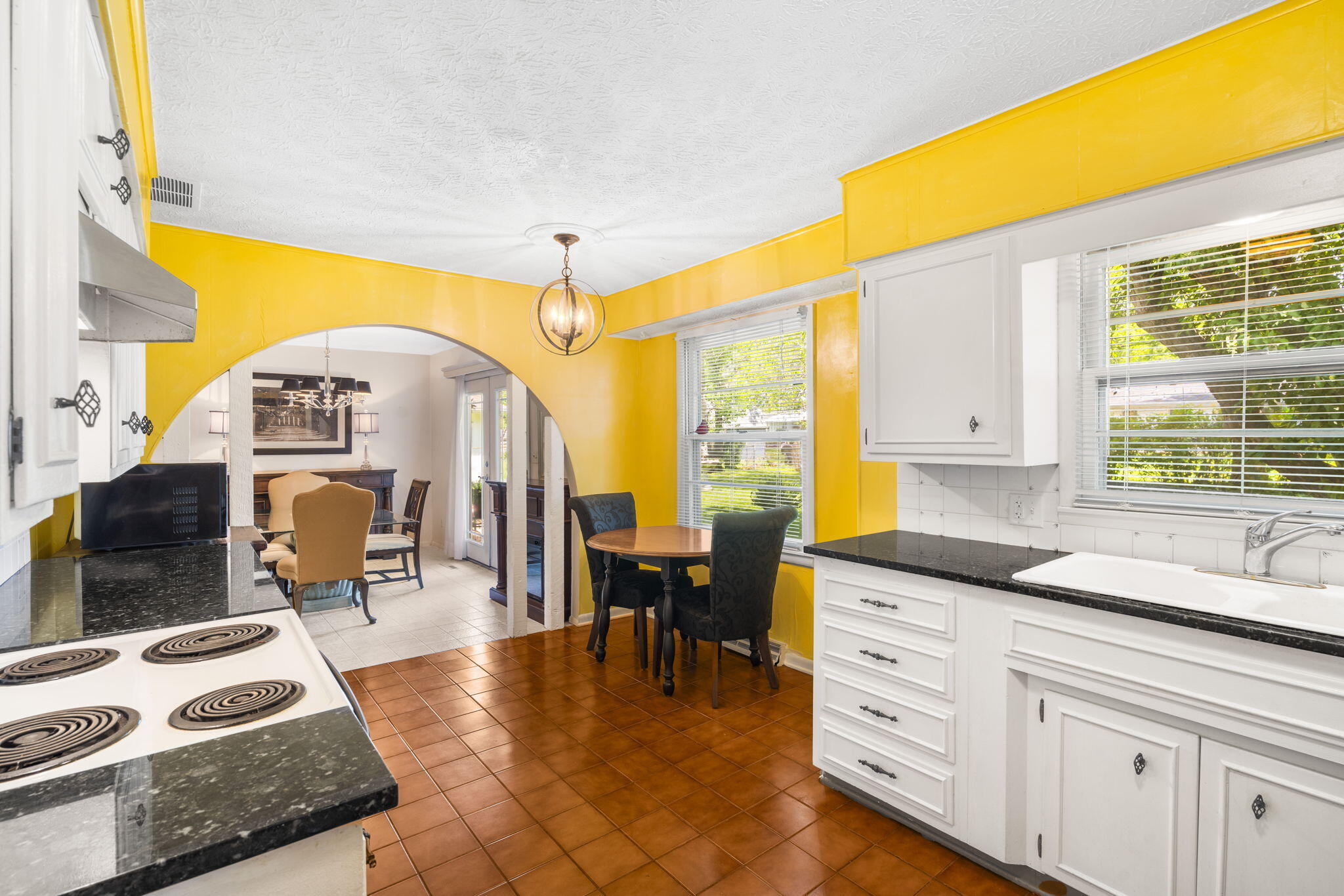 3660 South Ferguson Avenue Property Photo 15