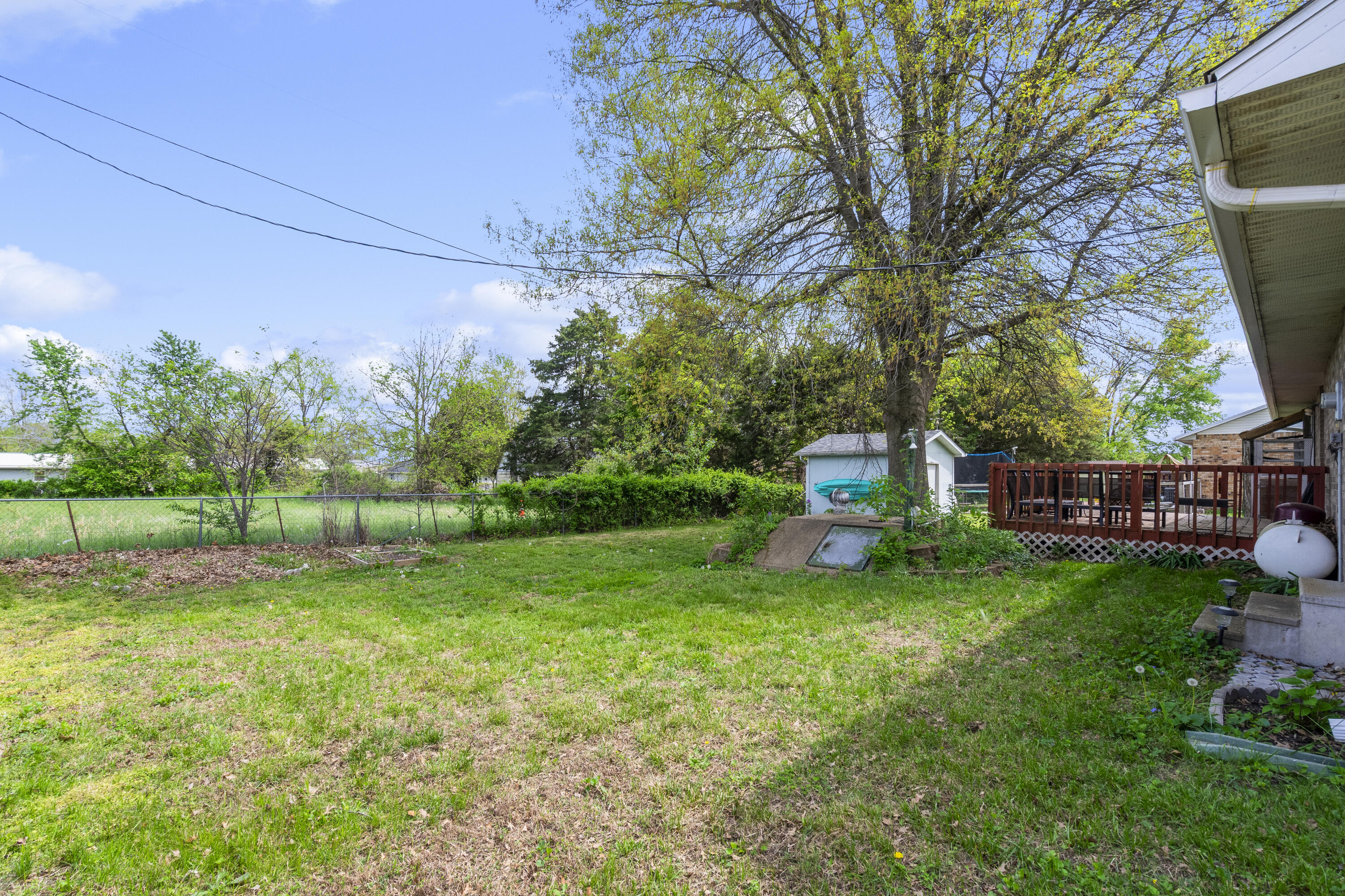 431 North Rechow Avenue Property Photo 26