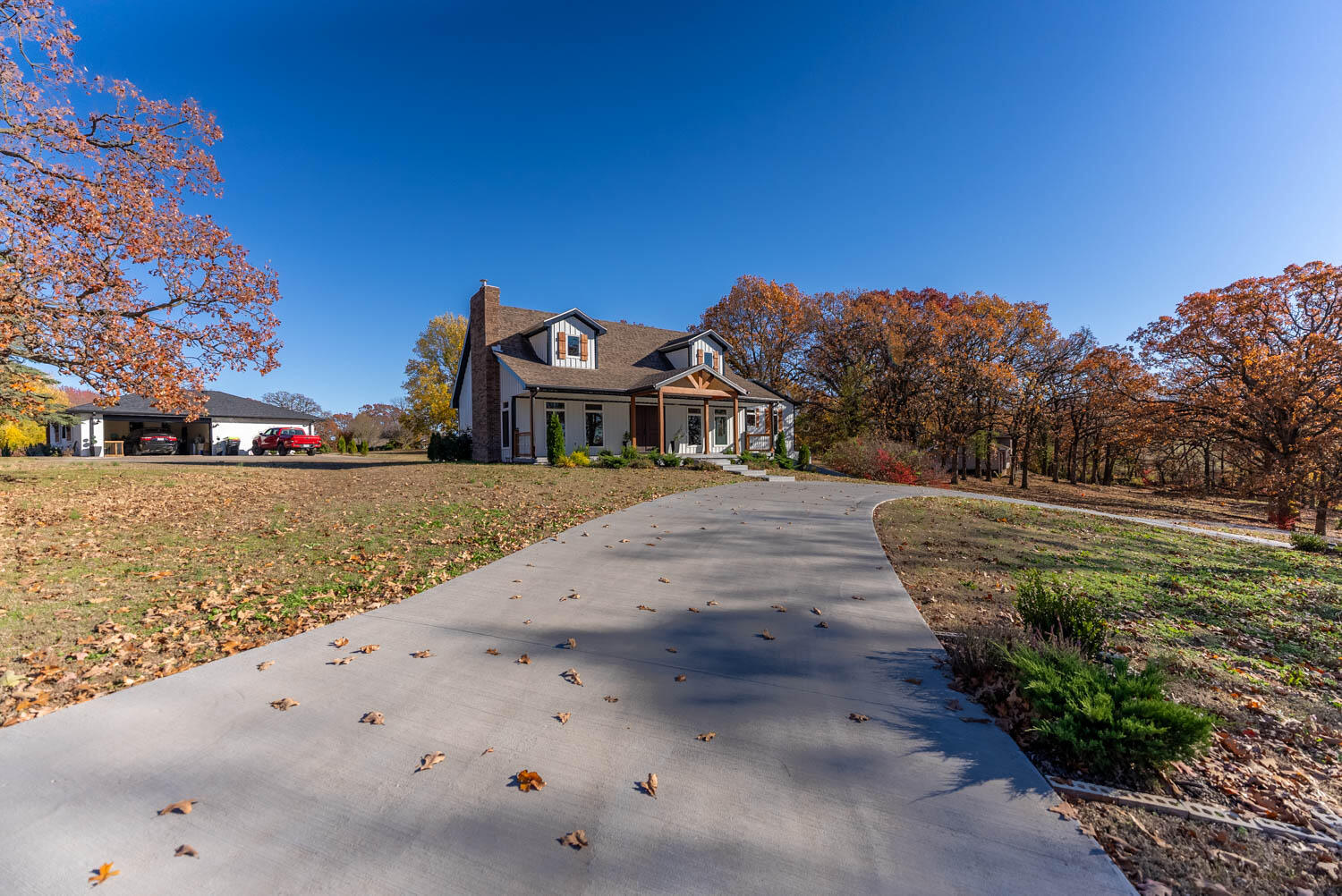 410 White Oak Drive Property Photo 10