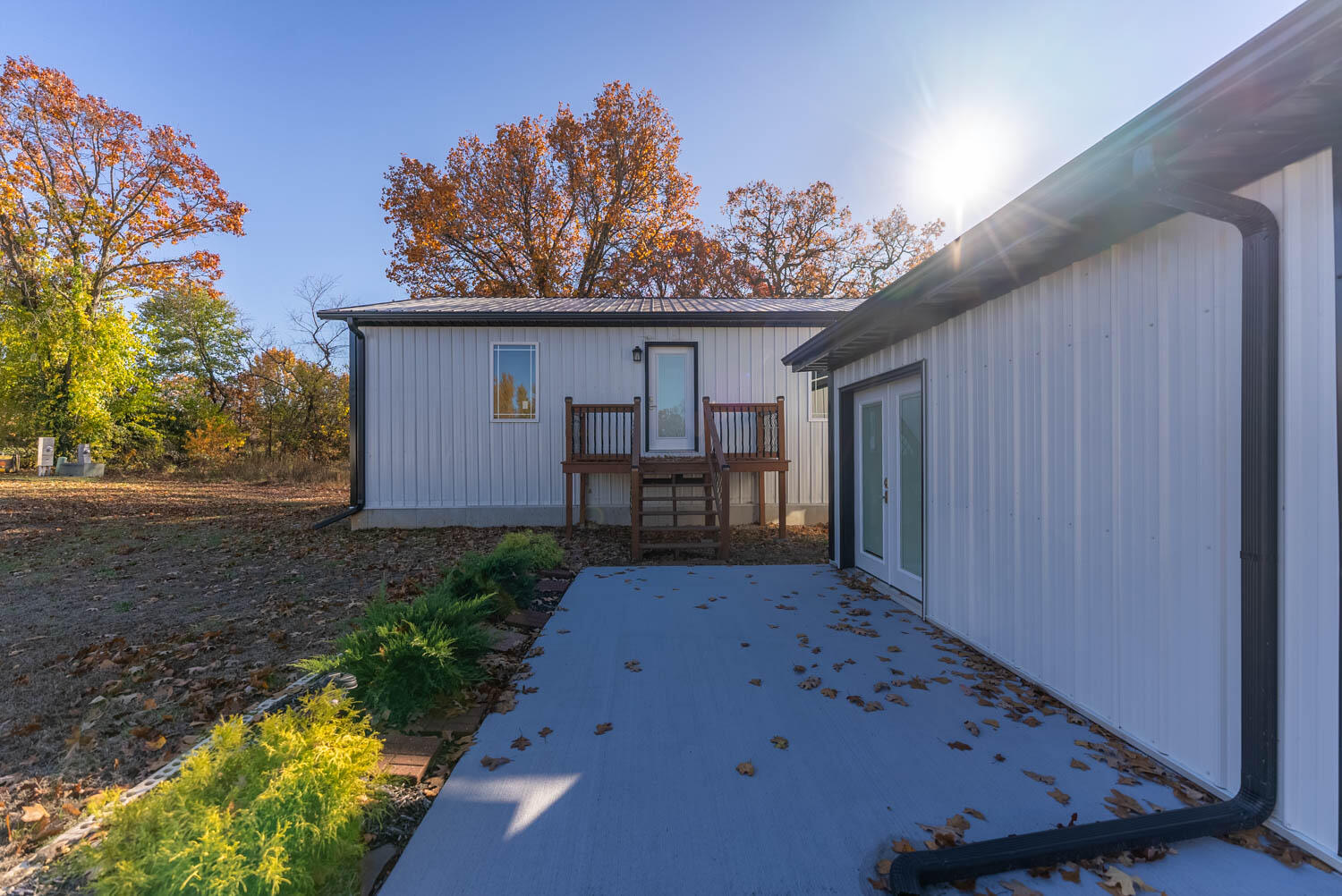 410 White Oak Drive Property Photo 12