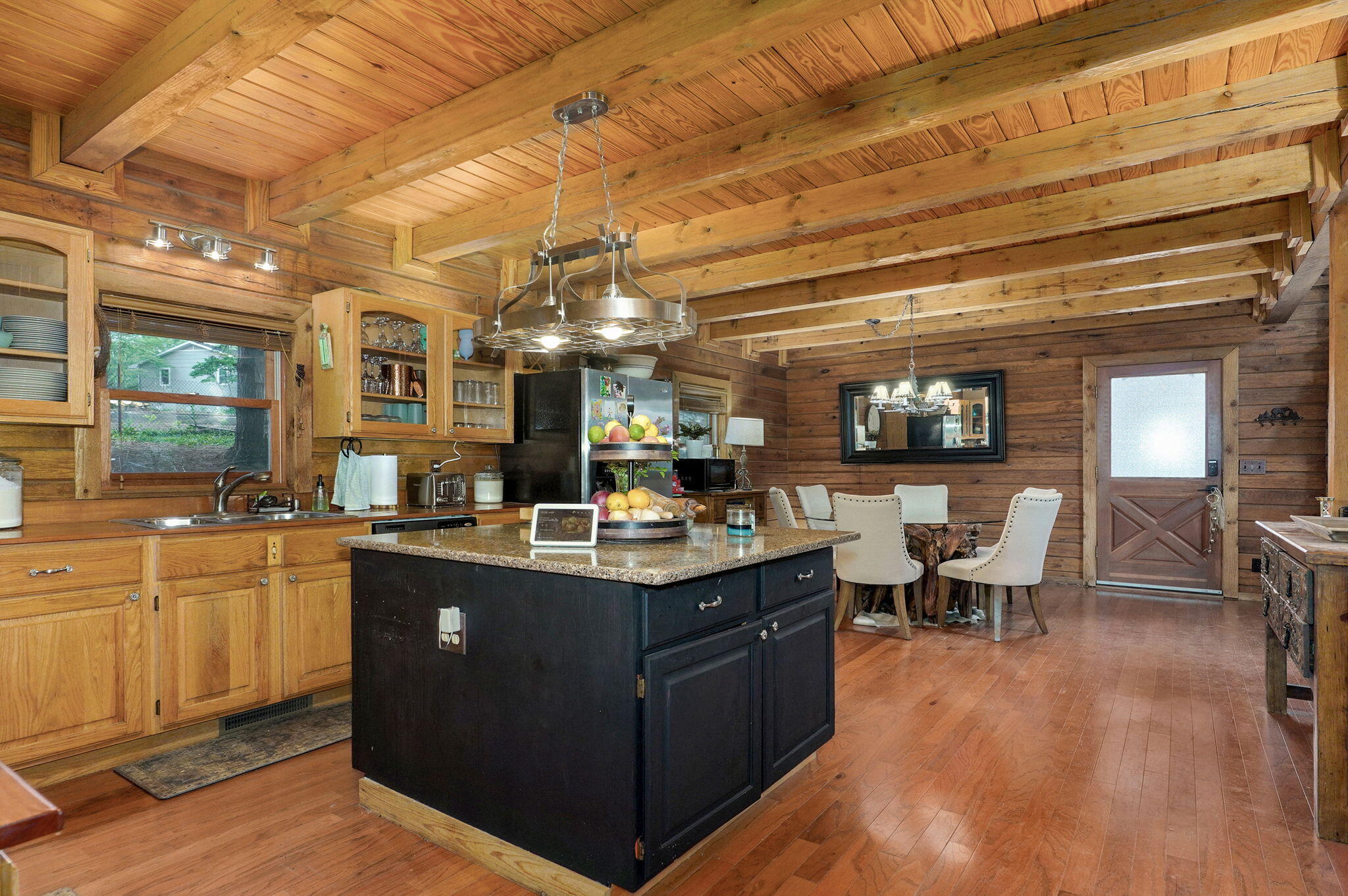 121 Waverly Street Property Photo 20
