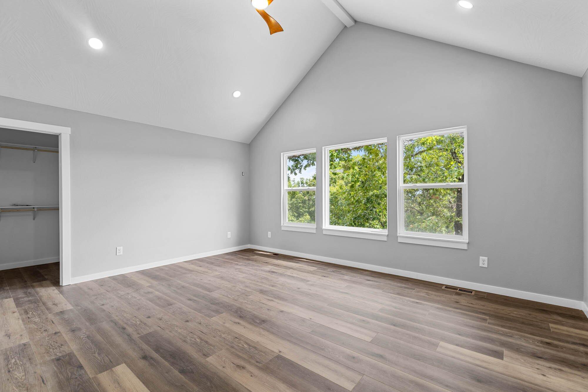1238 Emory Creek Boulevard Property Photo 11