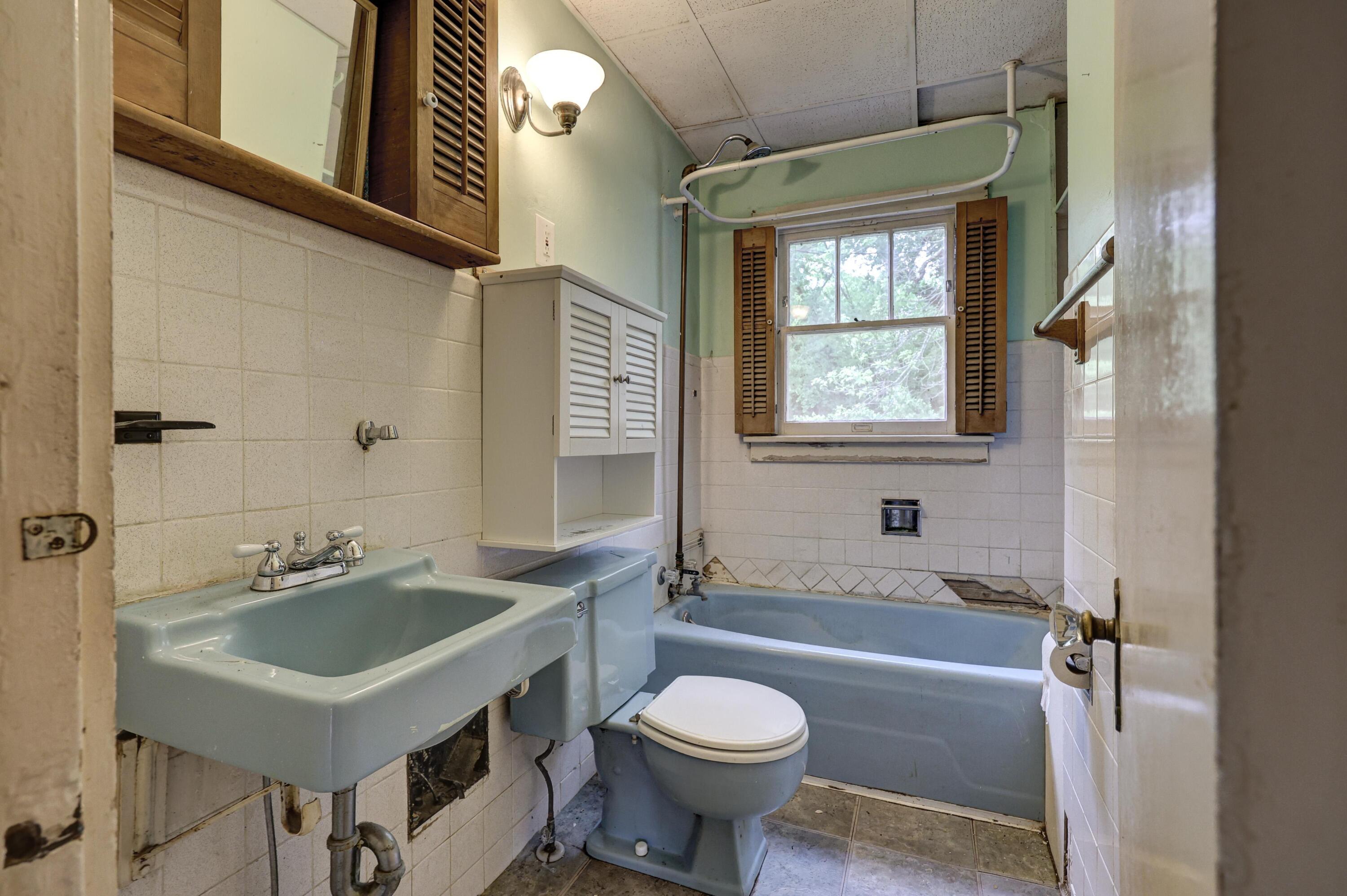 206 Clark Drive Property Photo 11