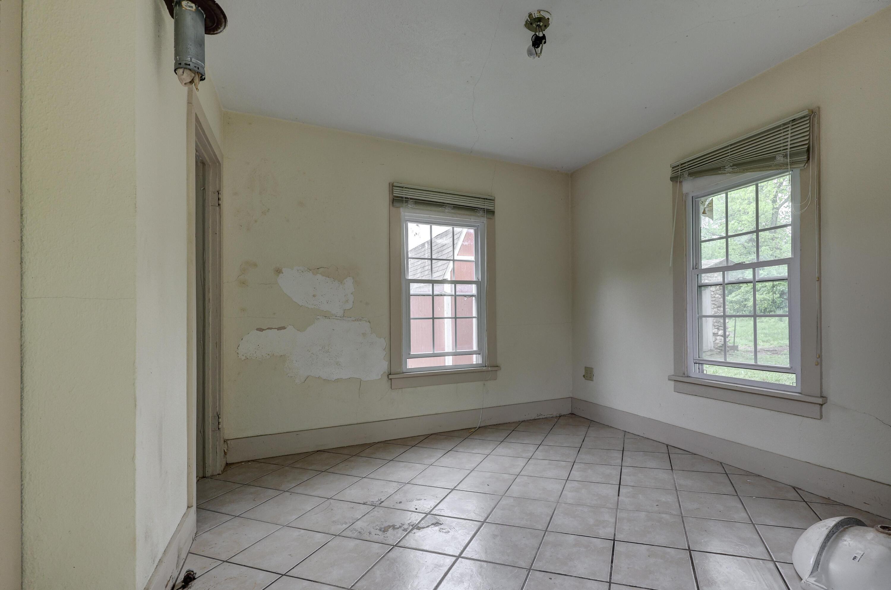 206 Clark Drive Property Photo 23