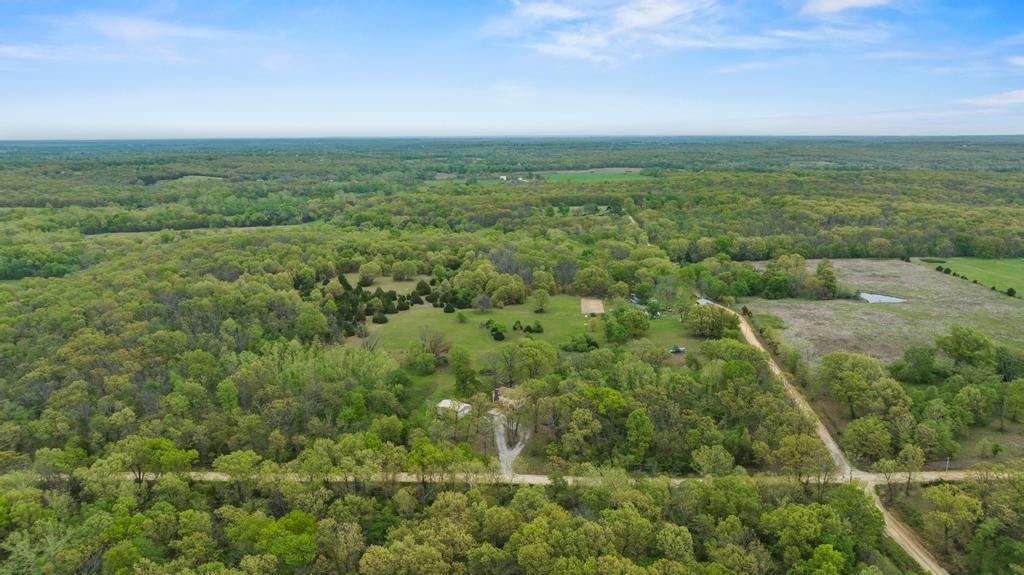 10689 South S. 425 Road Property Photo 3