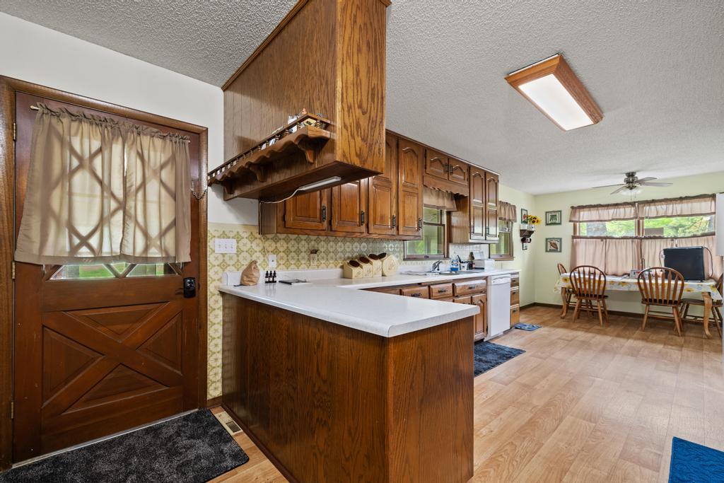 10689 South S. 425 Road Property Photo 18