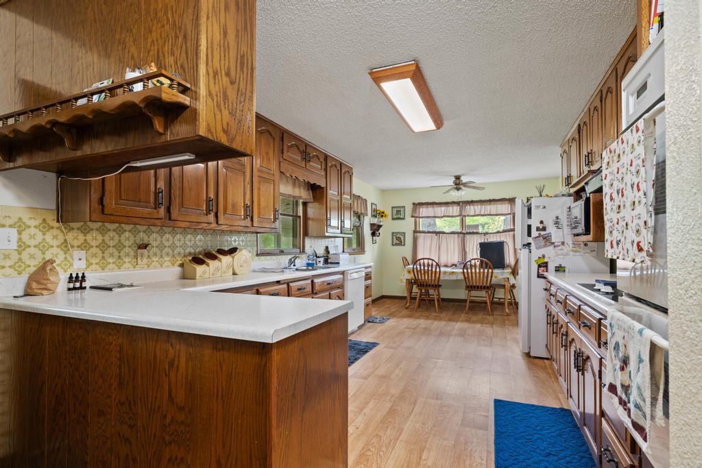 10689 South S. 425 Road Property Photo 19