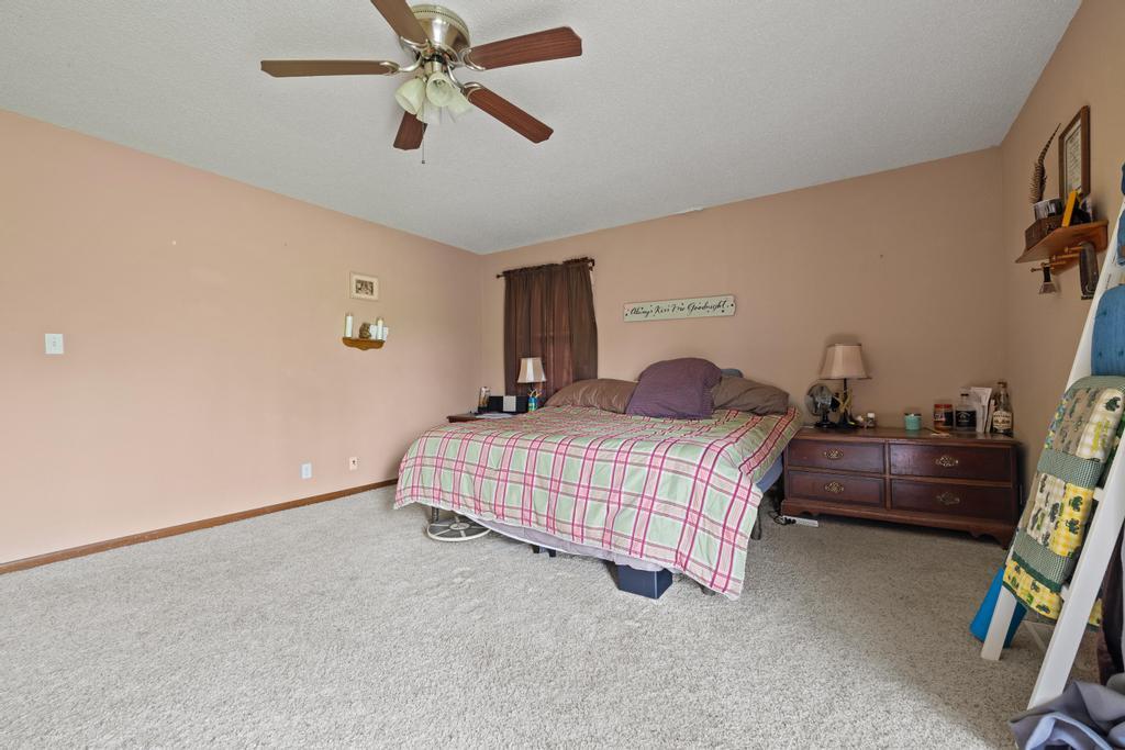 10689 South S. 425 Road Property Photo 28