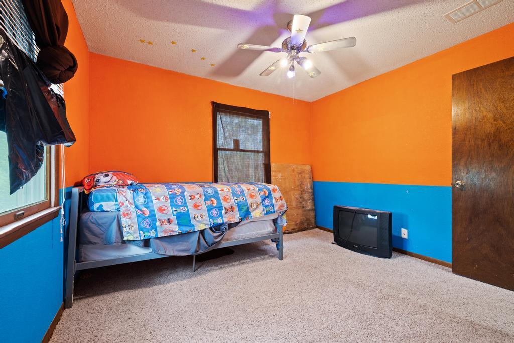 10689 South S. 425 Road Property Photo 33