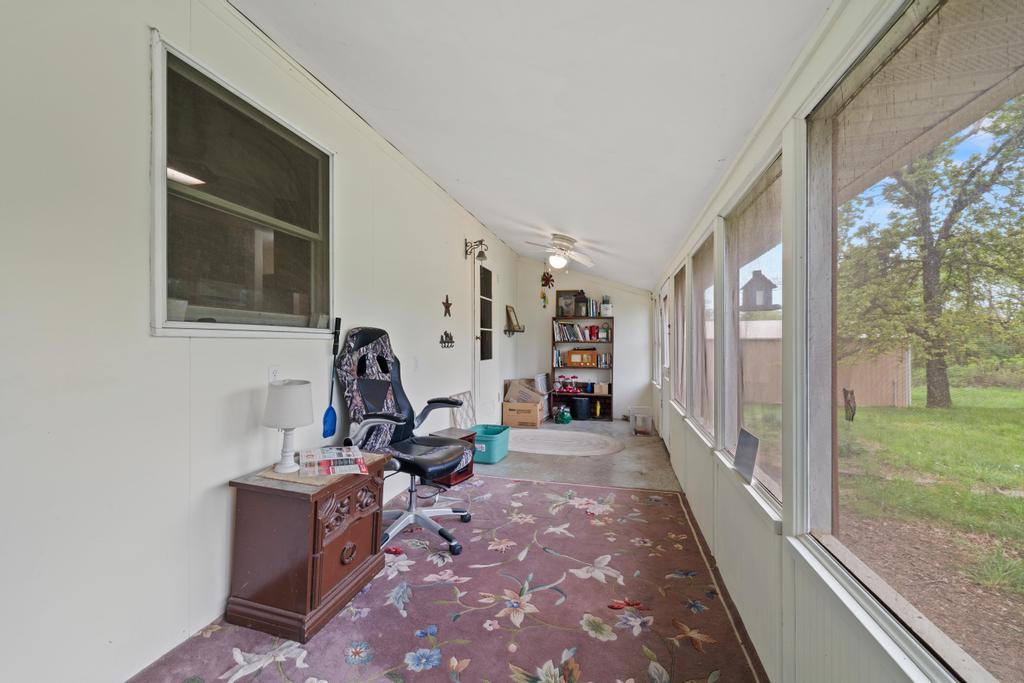 10689 South S. 425 Road Property Photo 39