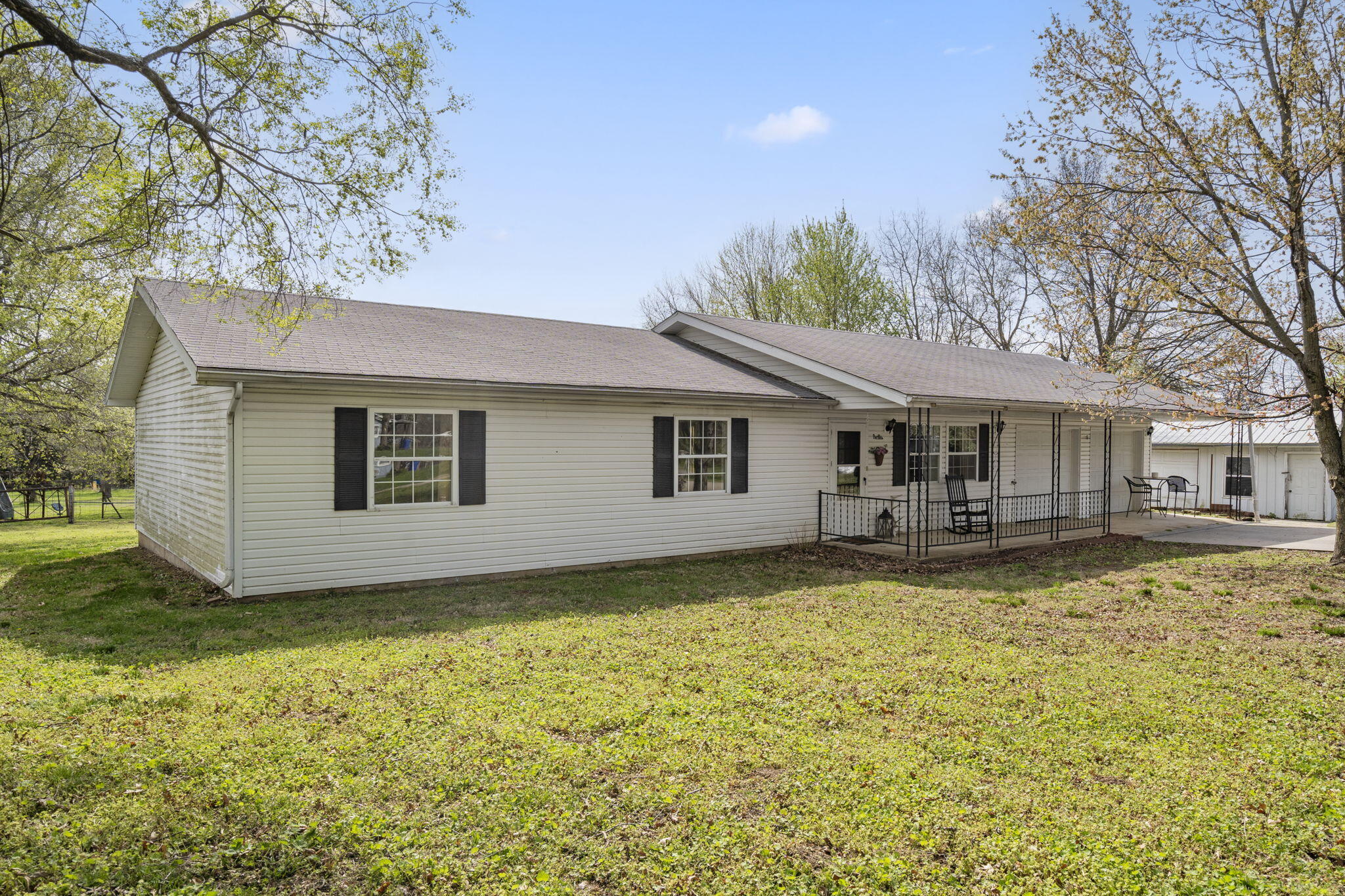 16 South Street Property Photo 2