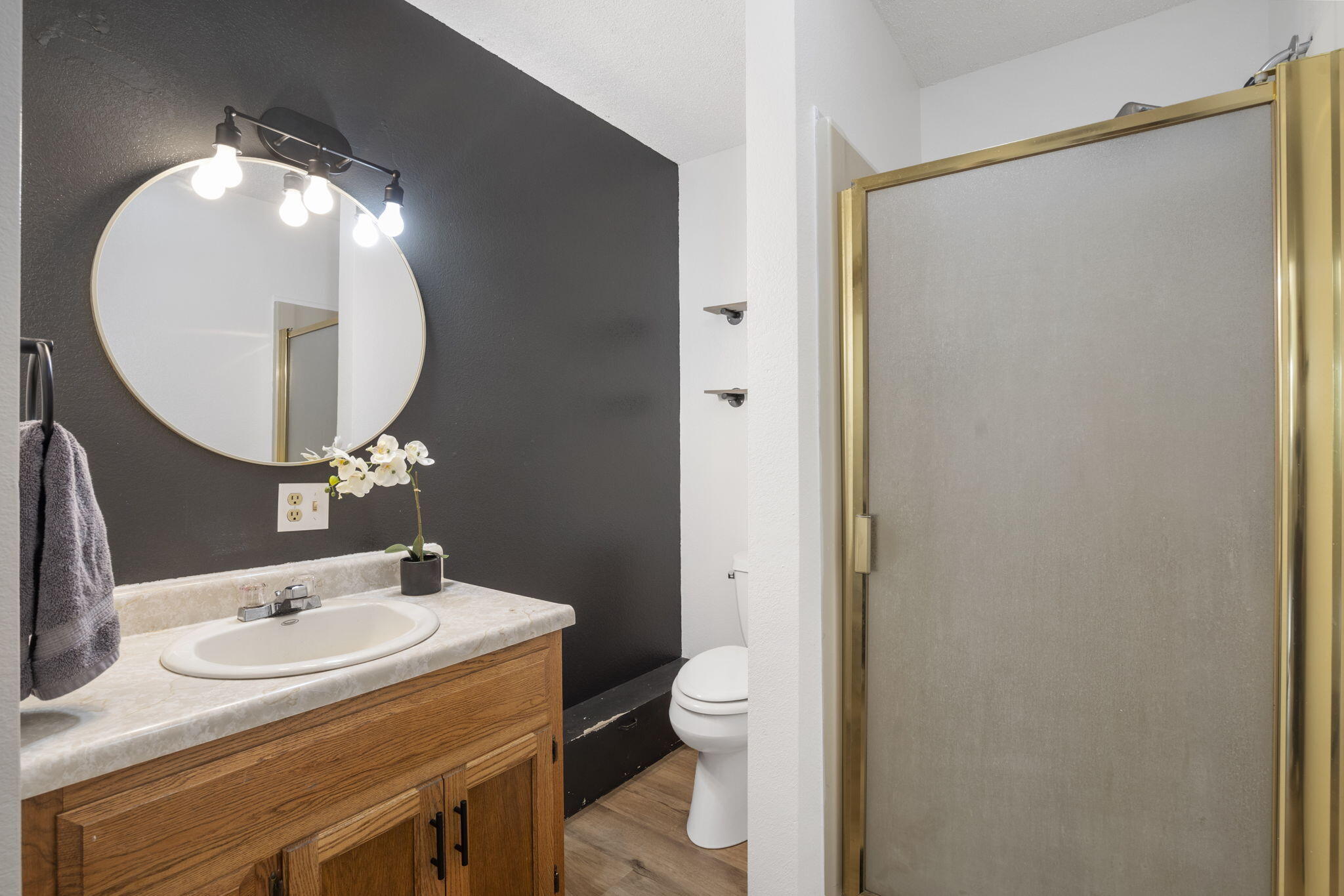 16 South Street Property Photo 19