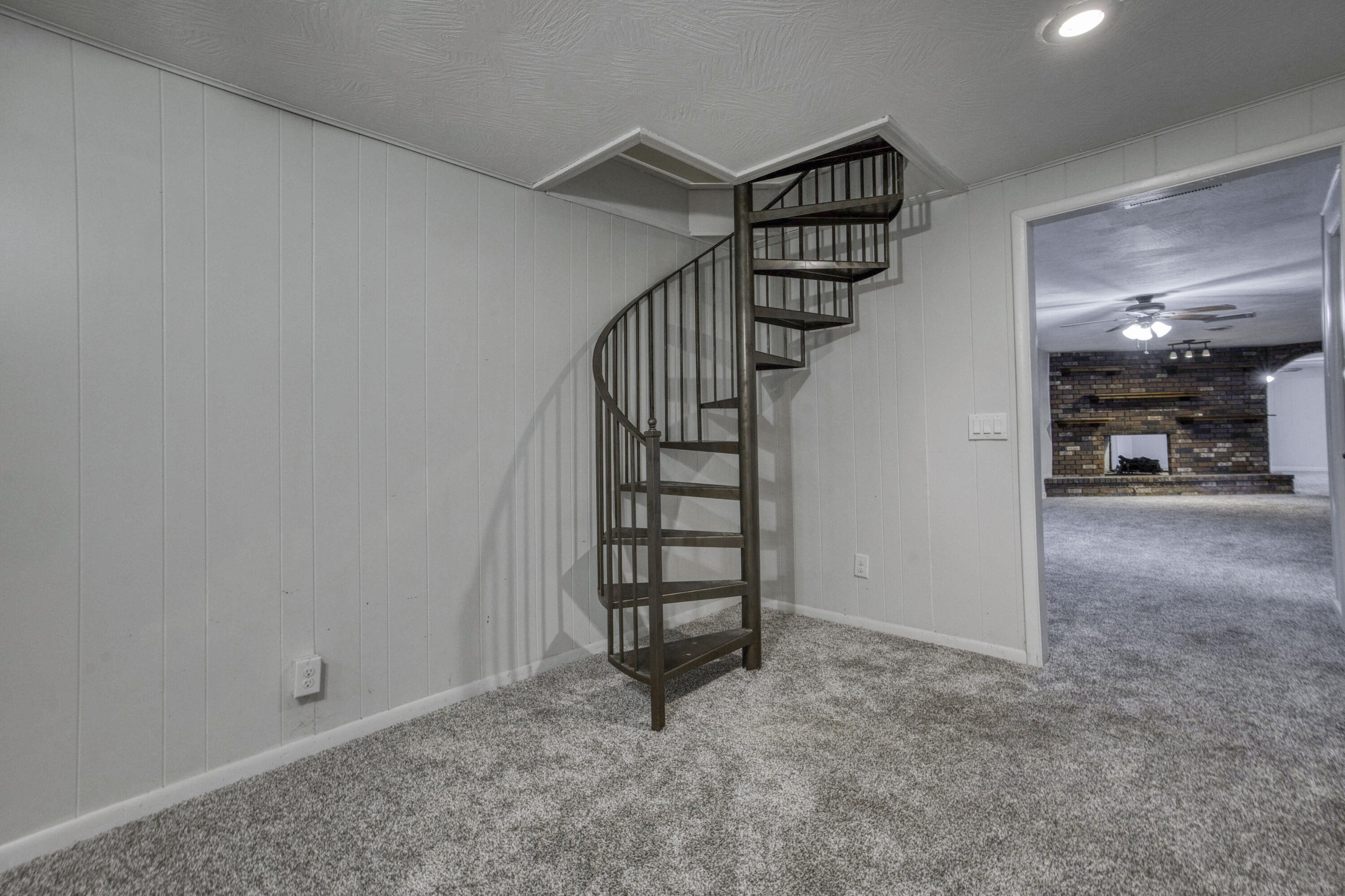 5610 South Farm Road 137 Property Photo 40